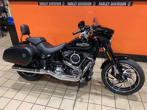 2018 Harley-Davidson SPORT GLIDE in Dumfries, Virginia