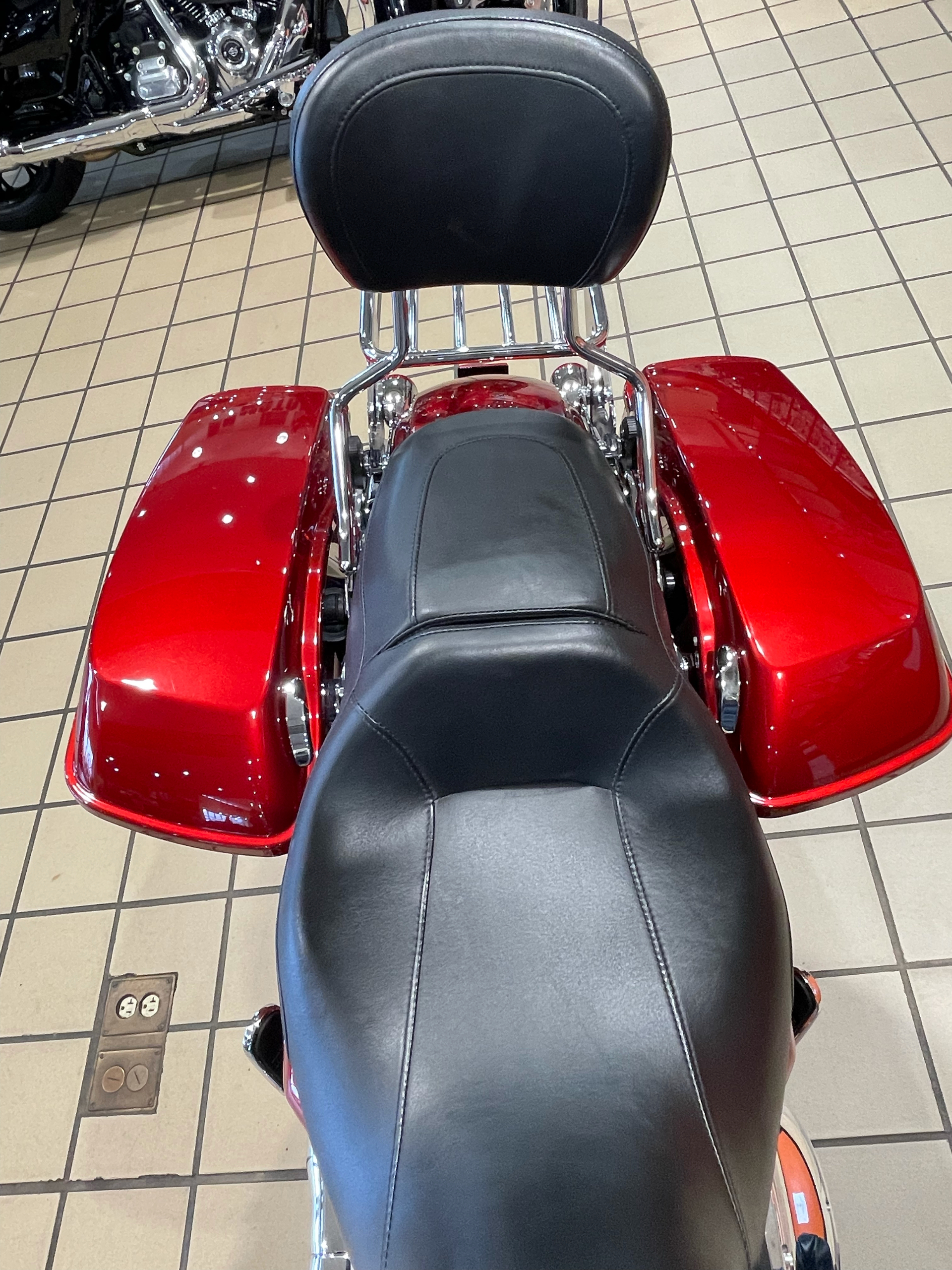 2019 Harley-Davidson Road Glide® in Dumfries, Virginia - Photo 8