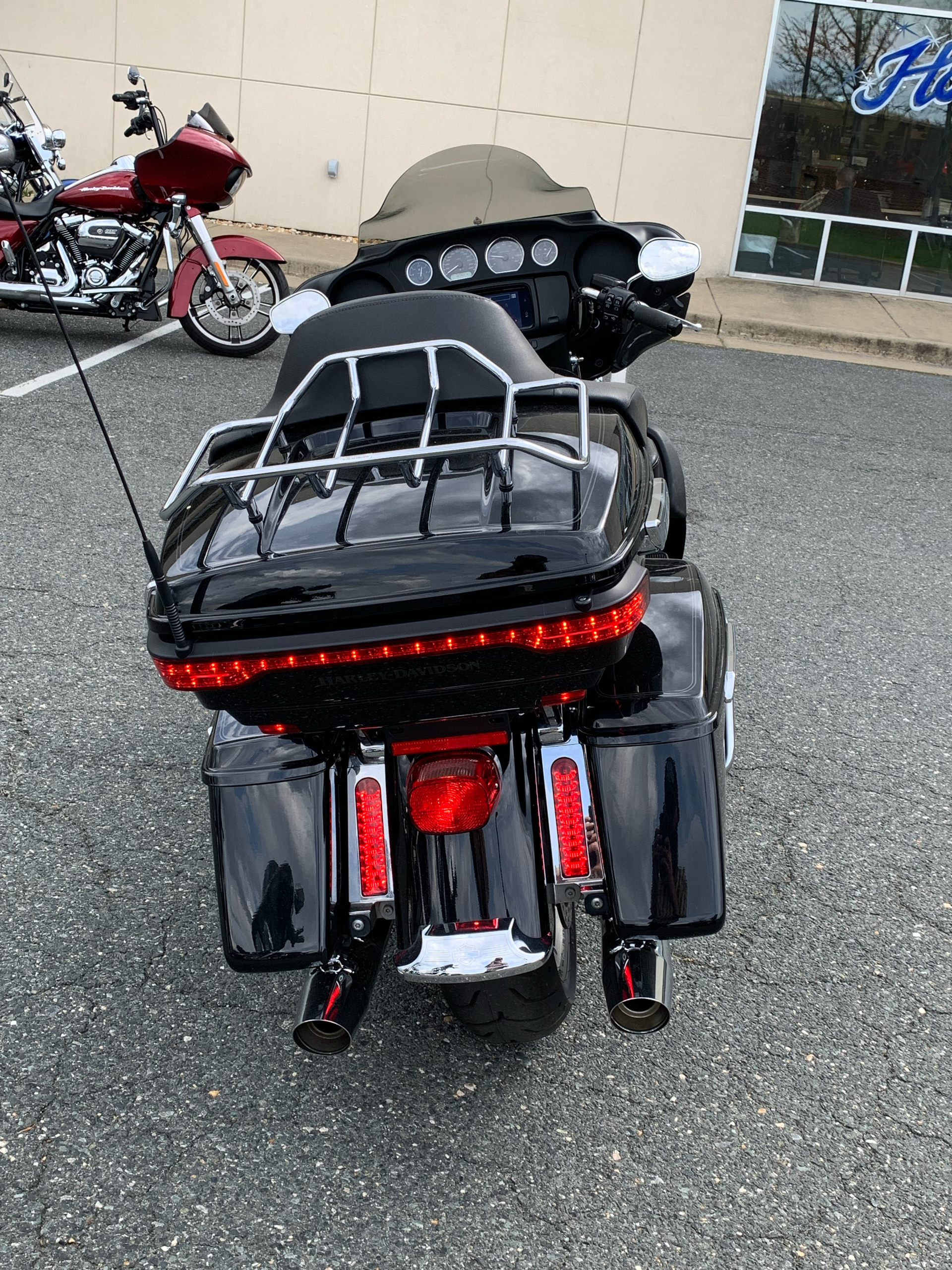 2019 Harley-Davidson Electra Glide® Ultra Classic® in Dumfries, Virginia - Photo 3