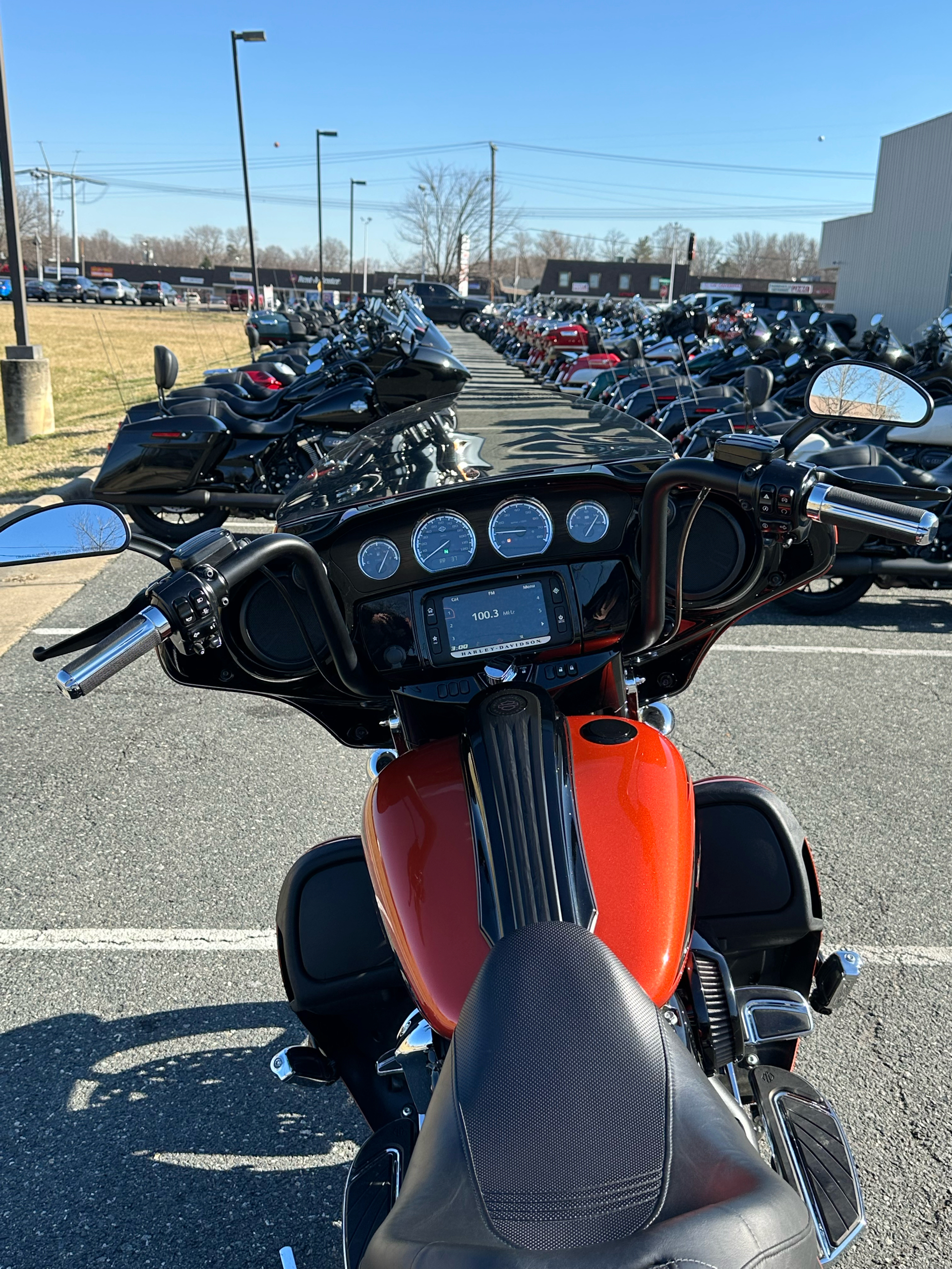 2017 Harley-Davidson CVO™ Street Glide® in Dumfries, Virginia - Photo 7
