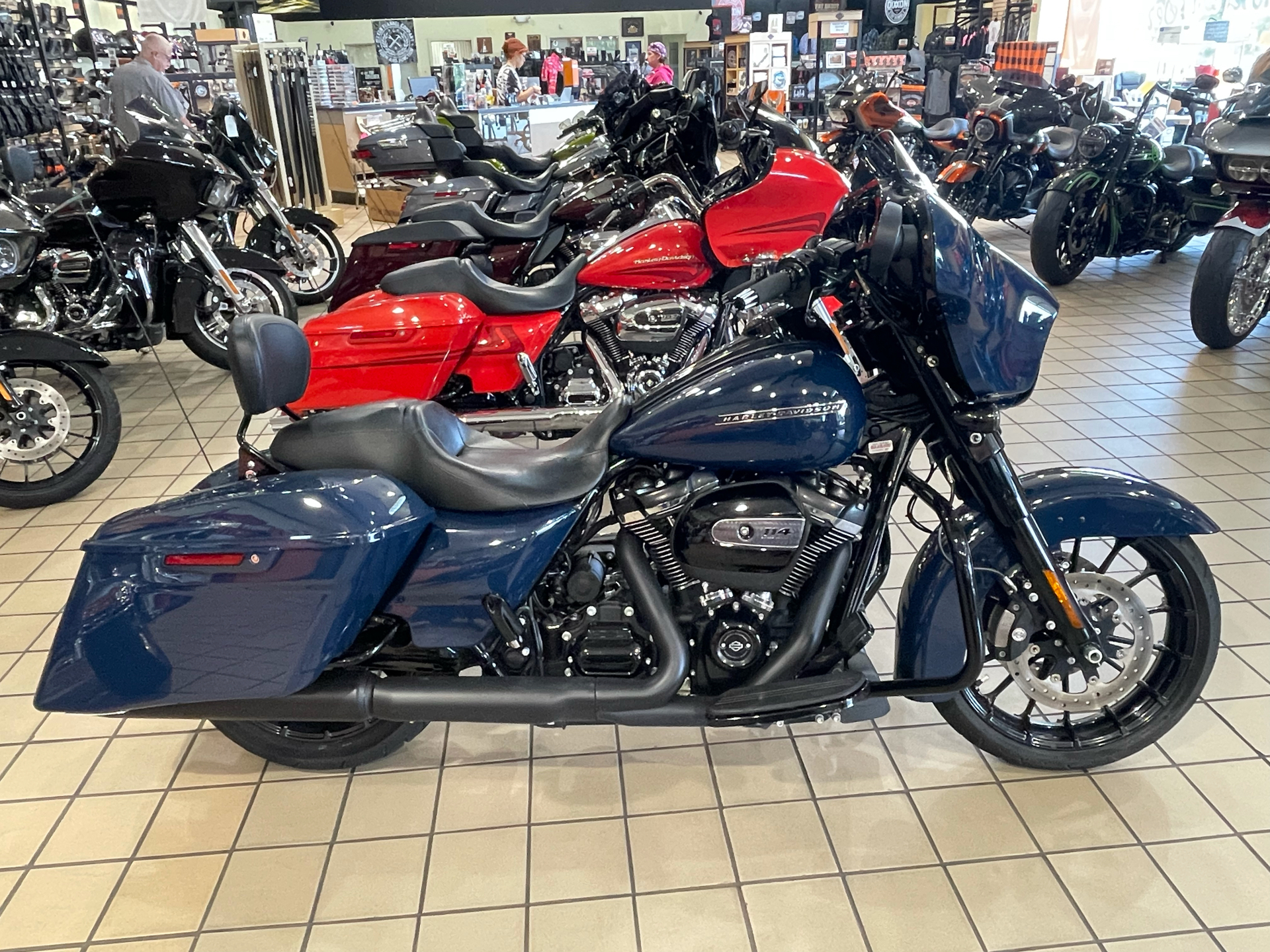 2019 Harley-Davidson Street Glide® Special in Dumfries, Virginia - Photo 1