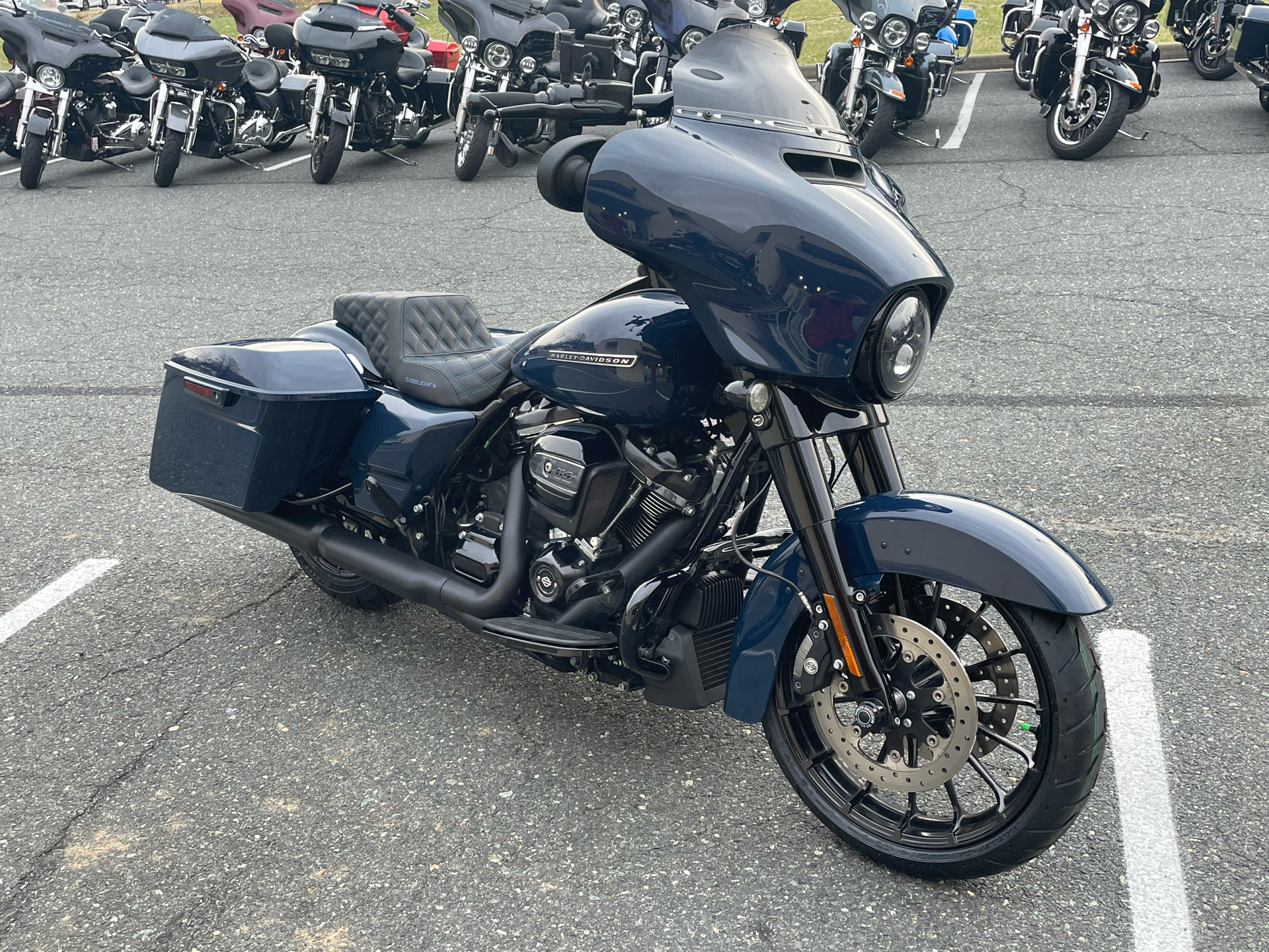 2019 Harley-Davidson Street Glide® Special in Dumfries, Virginia - Photo 2