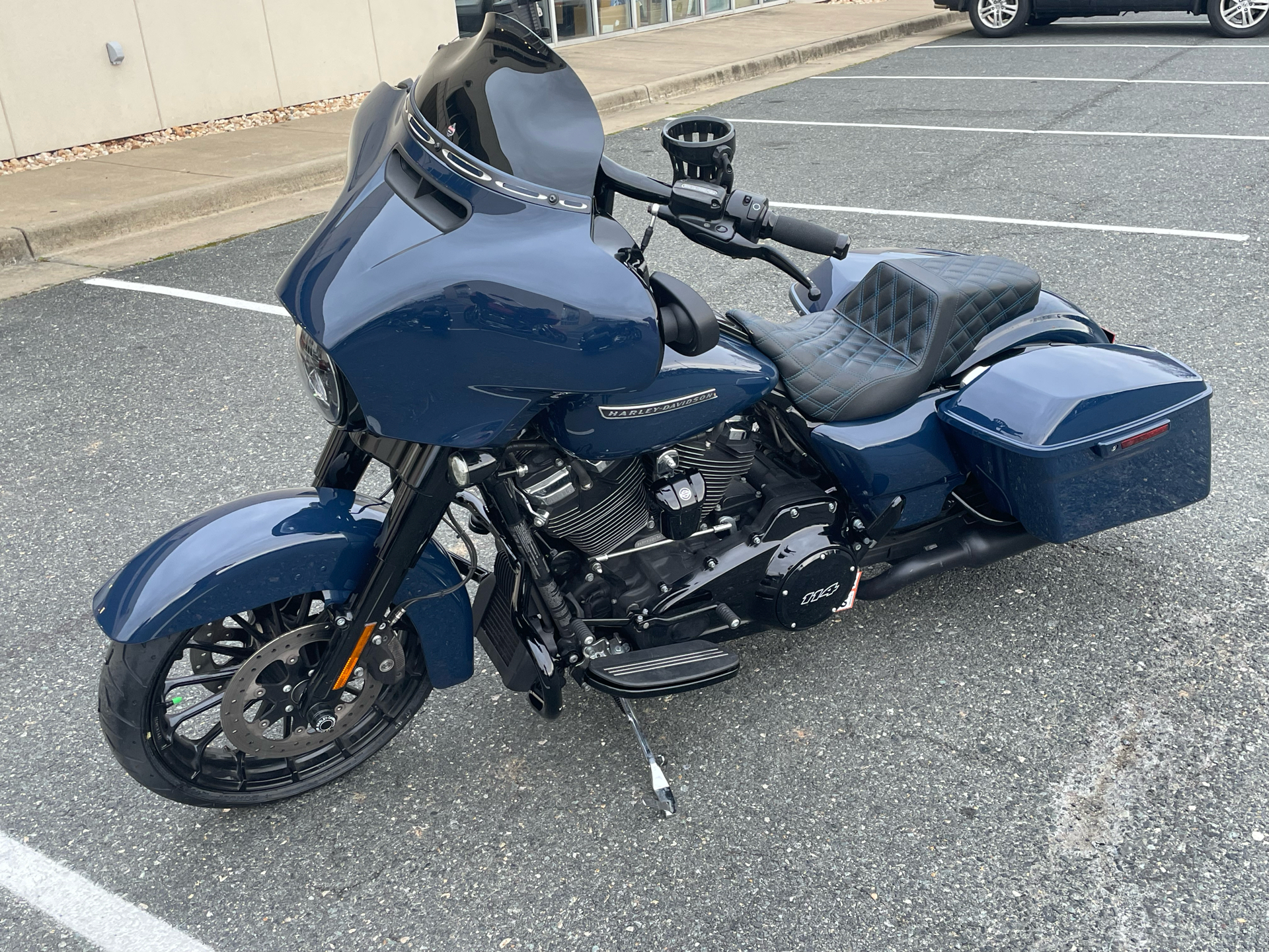 2019 Harley-Davidson Street Glide® Special in Dumfries, Virginia - Photo 6
