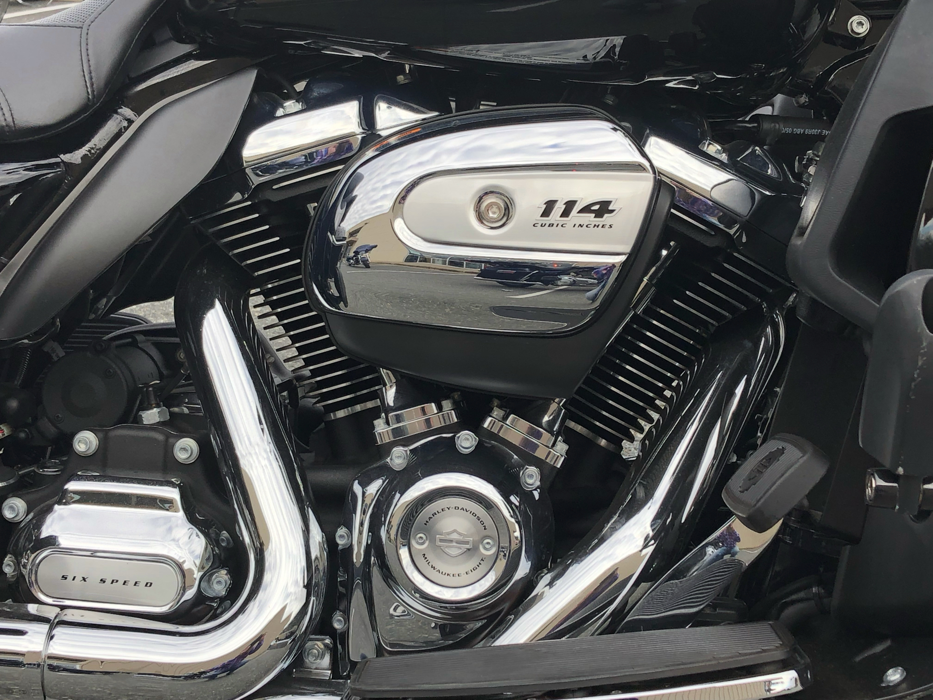 2019 Harley-Davidson Electra Glide® Ultra Classic® in Dumfries, Virginia - Photo 2