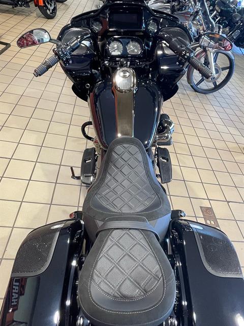 2022 Harley-Davidson CVO™ Road Glide® in Dumfries, Virginia - Photo 7