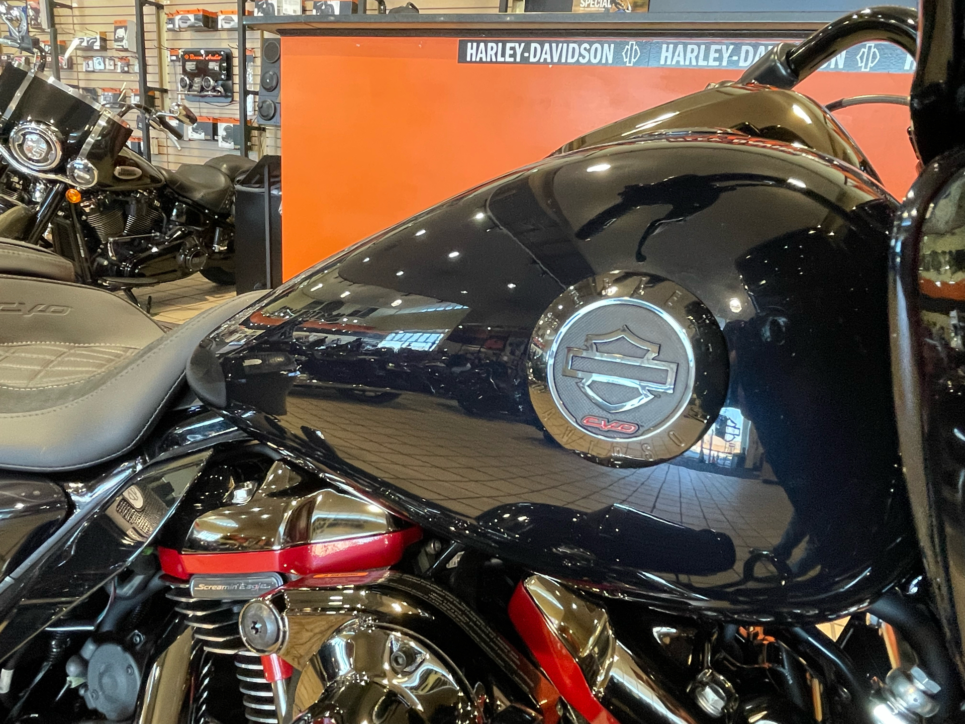 2022 Harley-Davidson CVO™ Road Glide® in Dumfries, Virginia - Photo 32