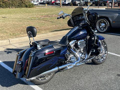 2016 Harley-Davidson CVO™ Street Glide® in Dumfries, Virginia - Photo 3