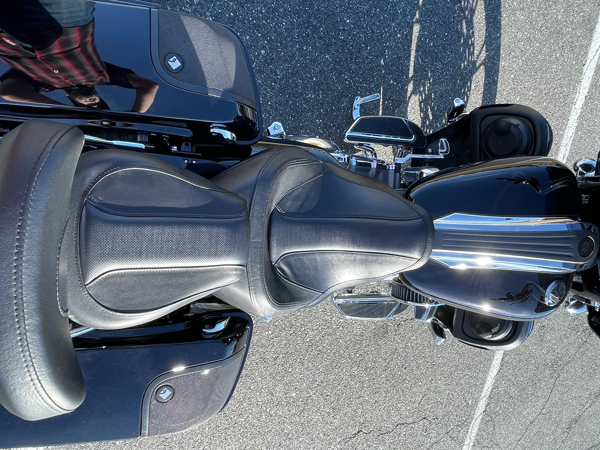 2016 Harley-Davidson CVO™ Street Glide® in Dumfries, Virginia - Photo 9
