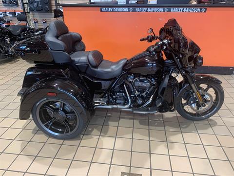 2021 Harley-Davidson CVO TRI GLIDE in Dumfries, Virginia - Photo 1