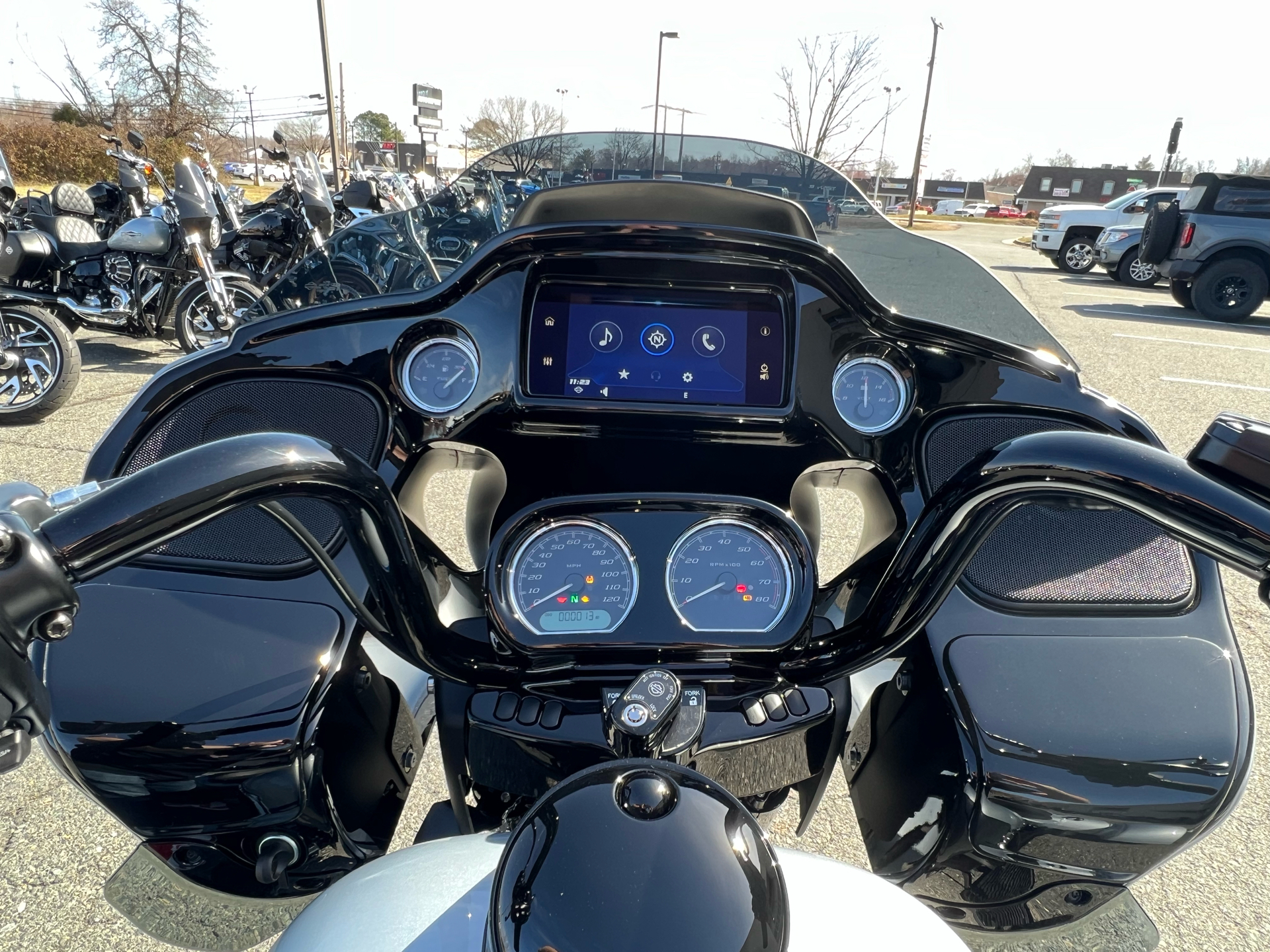 2024 Harley-Davidson Road Glide® 3 in Dumfries, Virginia - Photo 21