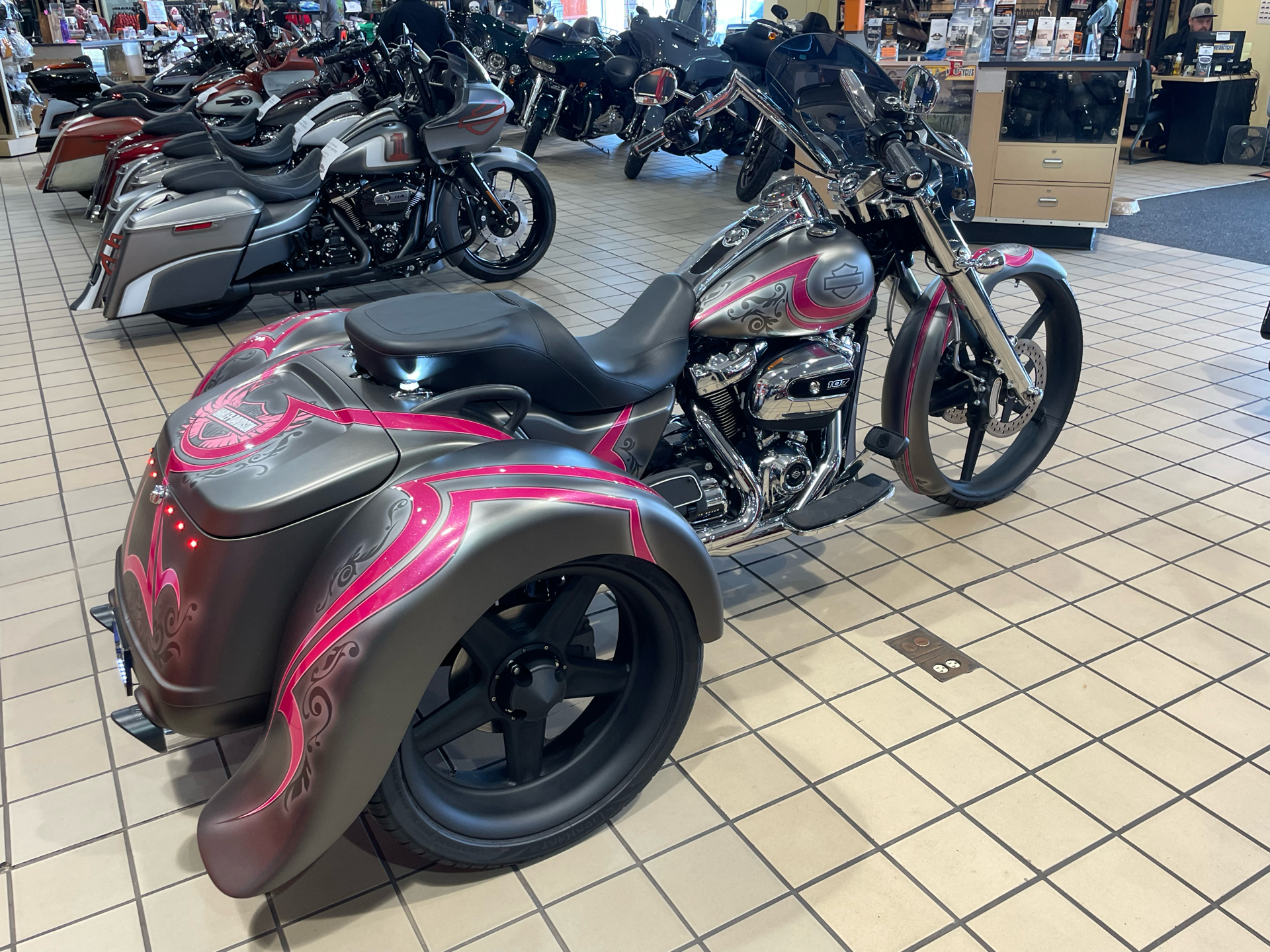 2018 Harley-Davidson Freewheeler® in Dumfries, Virginia - Photo 4