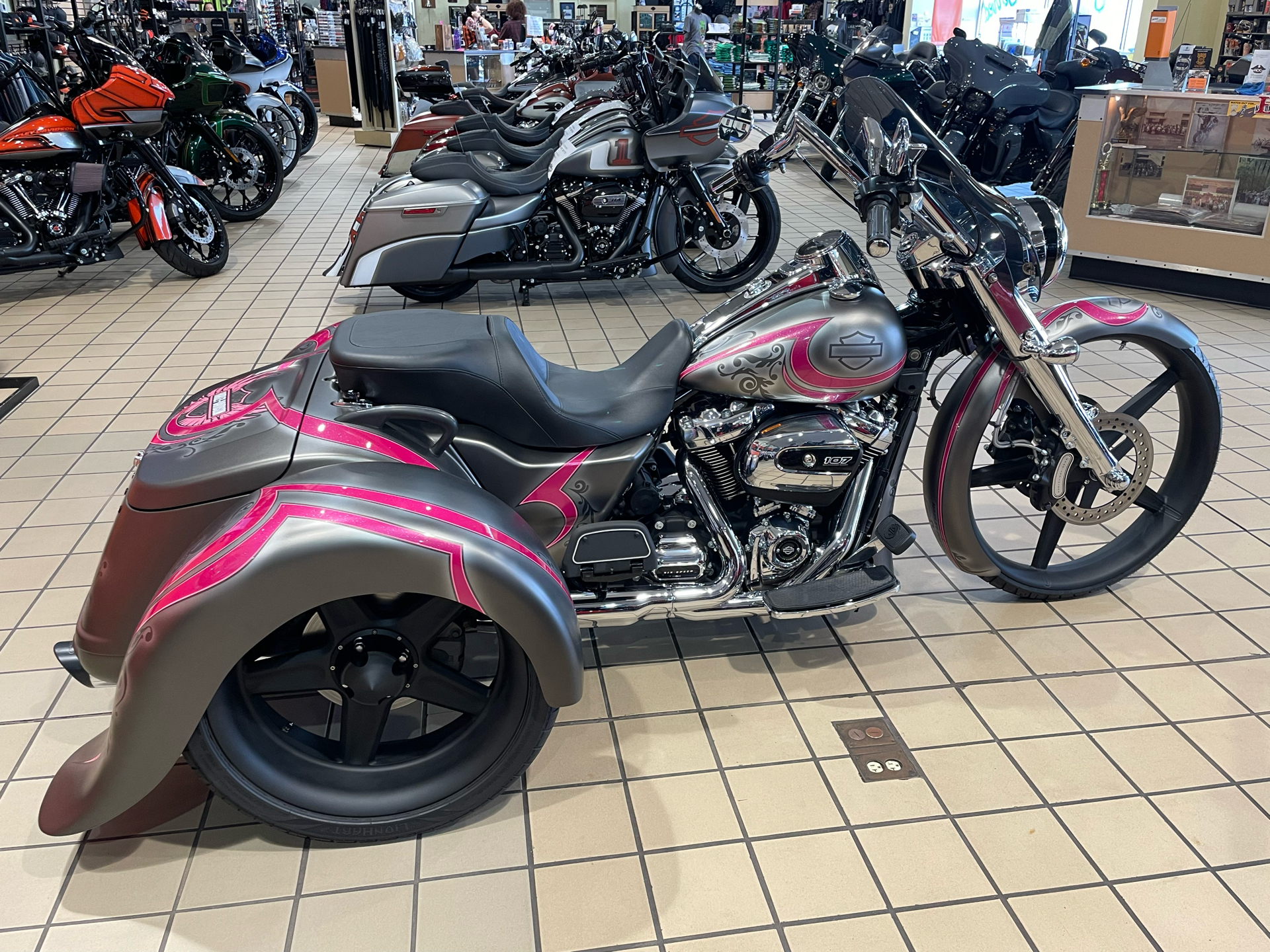 2018 Harley-Davidson Freewheeler® in Dumfries, Virginia - Photo 29