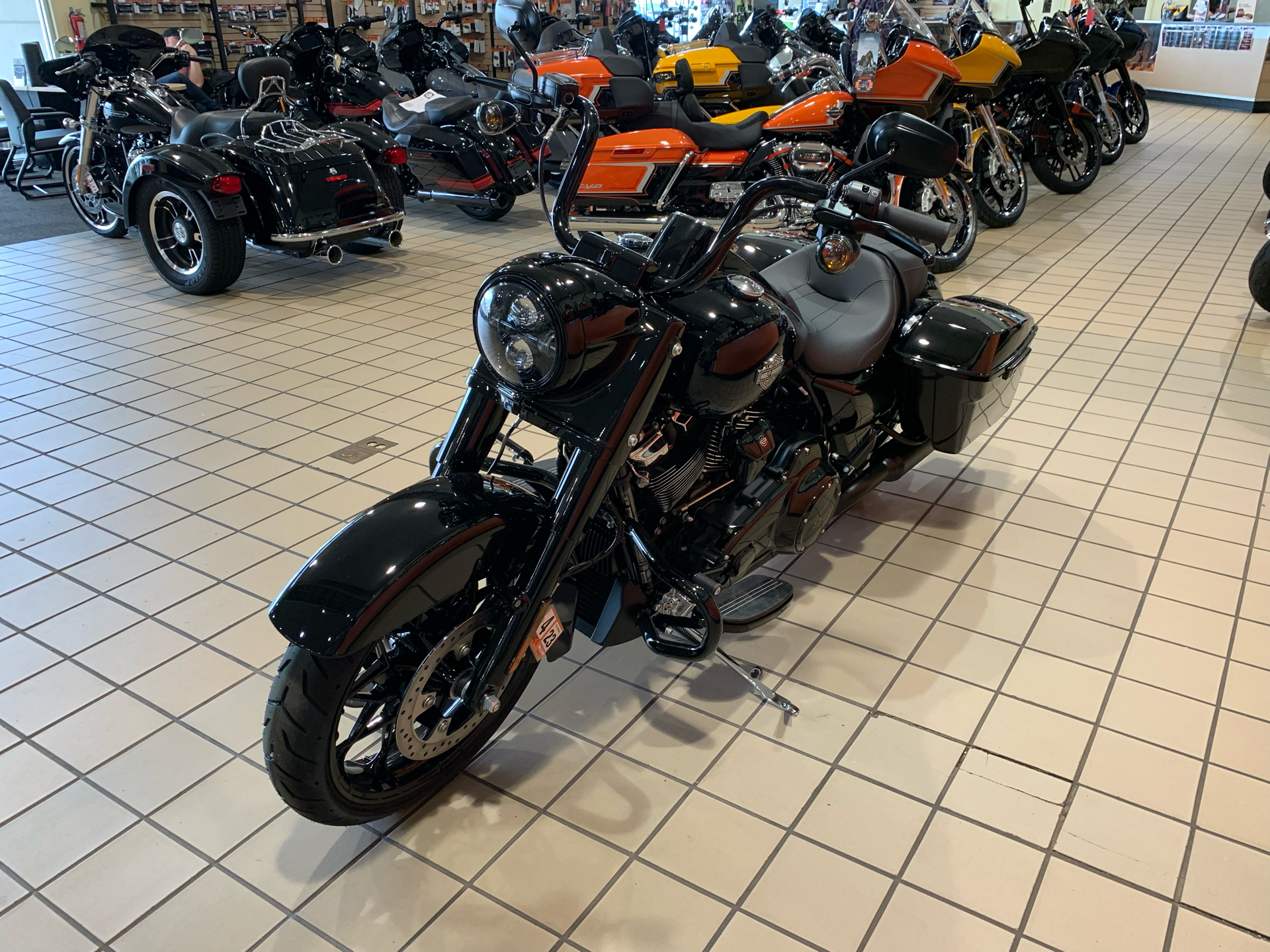 2022 Harley-Davidson ROAD KING SPECIAL in Dumfries, Virginia - Photo 5