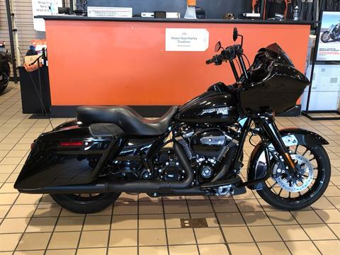 2018 Harley-Davidson Road Glide® Special in Dumfries, Virginia - Photo 2