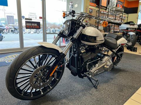 2024 Harley-Davidson FXBR in Dumfries, Virginia - Photo 10