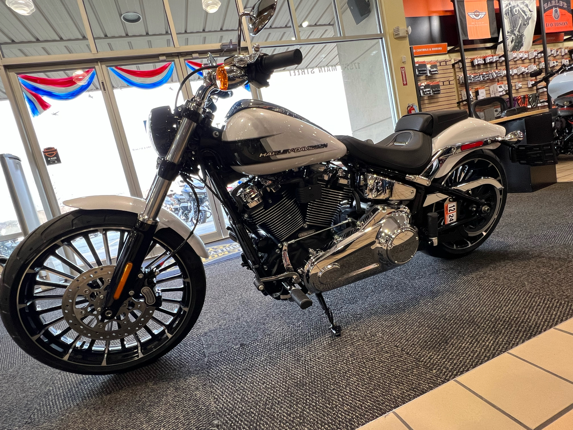 2024 Harley-Davidson FXBR in Dumfries, Virginia - Photo 29