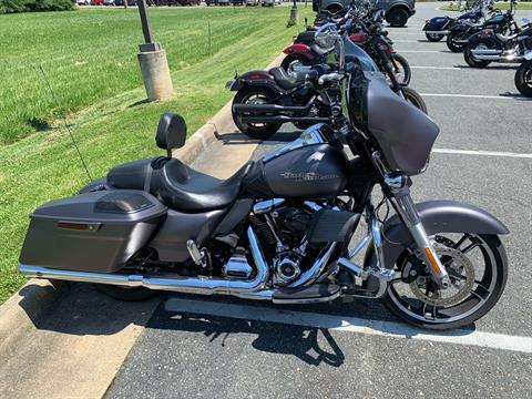 2017 Harley-Davidson STREET GLIDE SPECIAL in Dumfries, Virginia