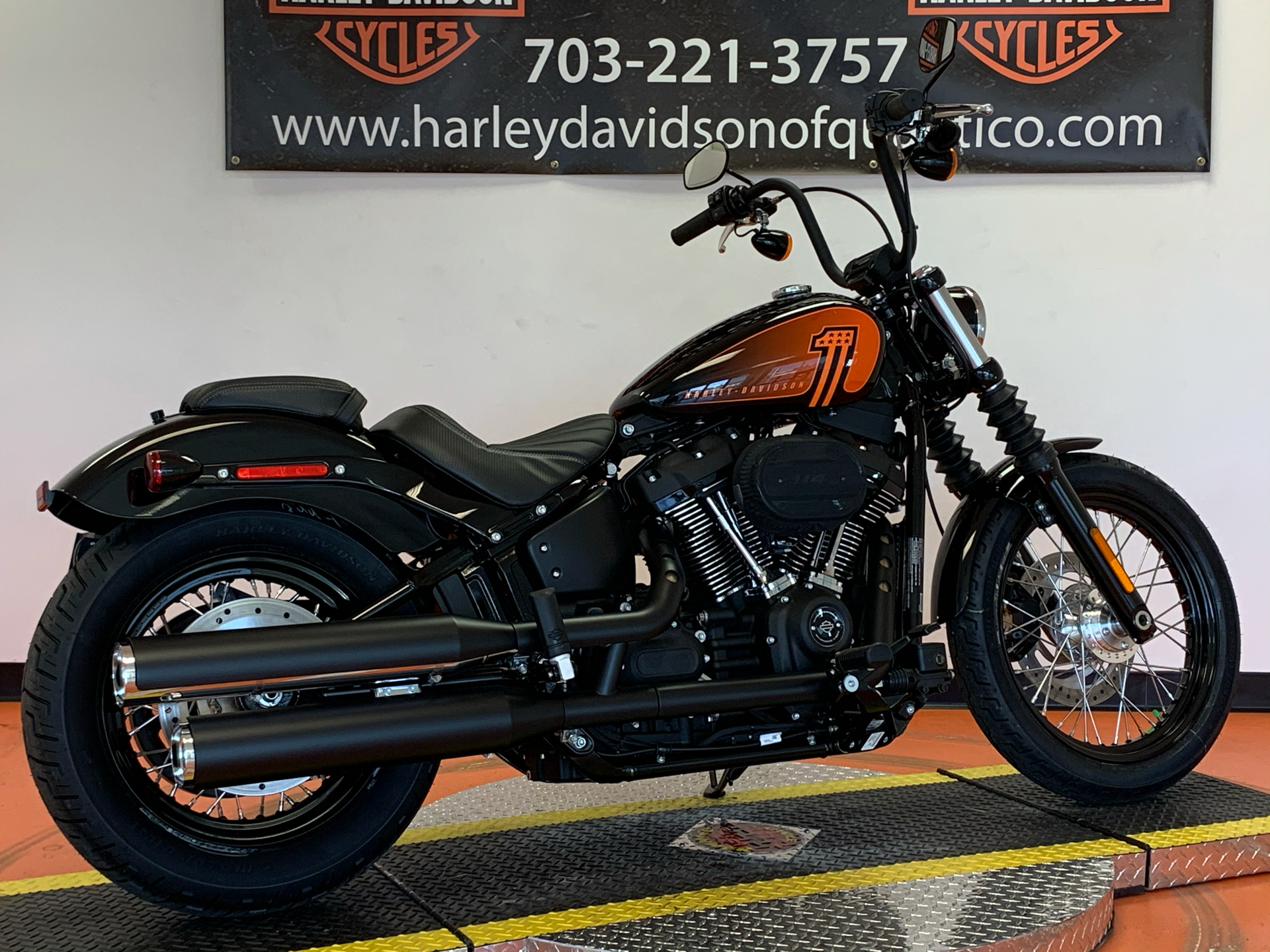 New 2021 Harley Davidson Street Bob 114 Vivid Black Motorcycles In Dumfries Va 012558