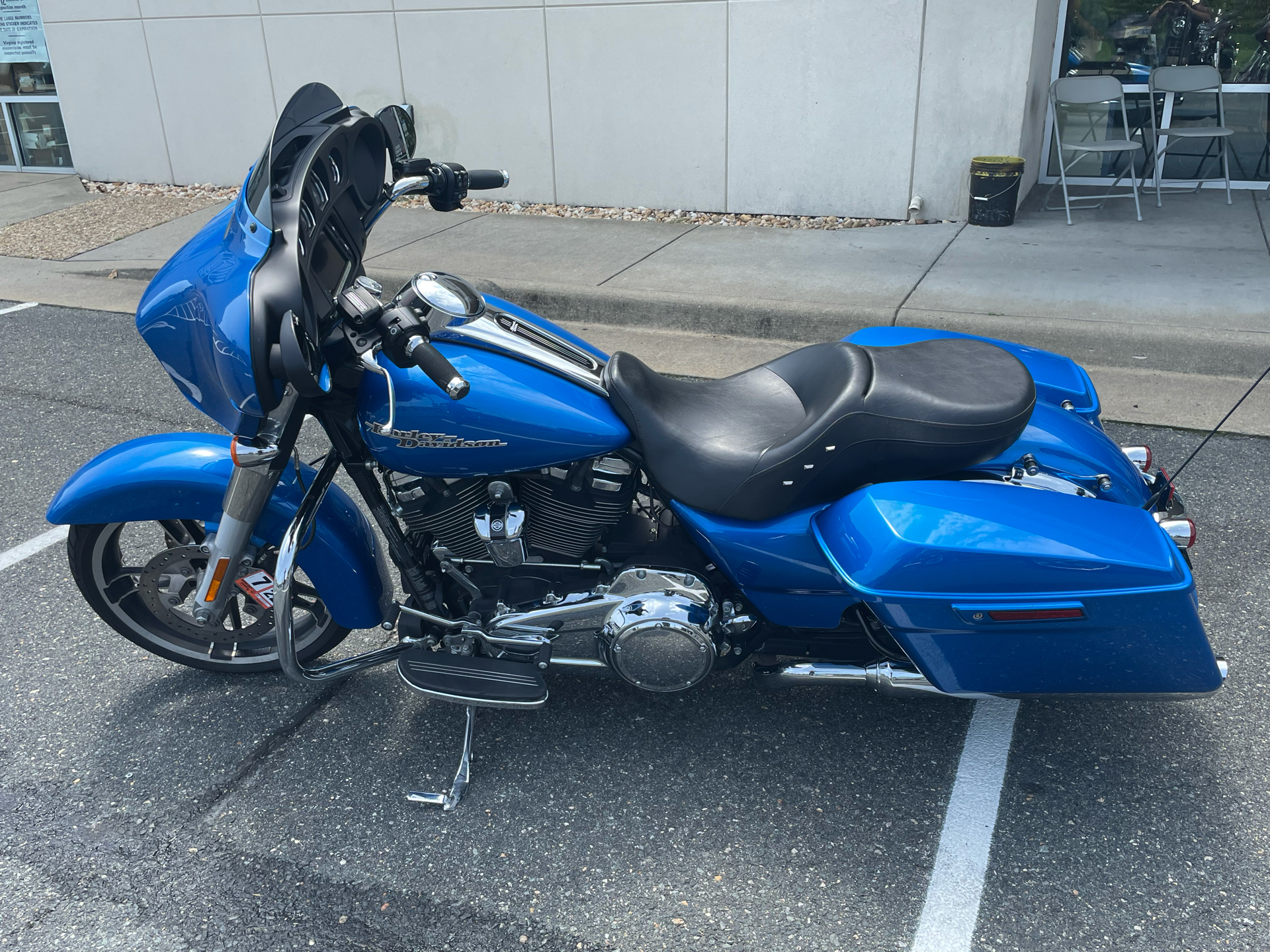 2018 Harley-Davidson Street Glide® in Dumfries, Virginia - Photo 5
