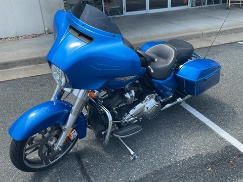 2018 Harley-Davidson Street Glide® in Dumfries, Virginia - Photo 7
