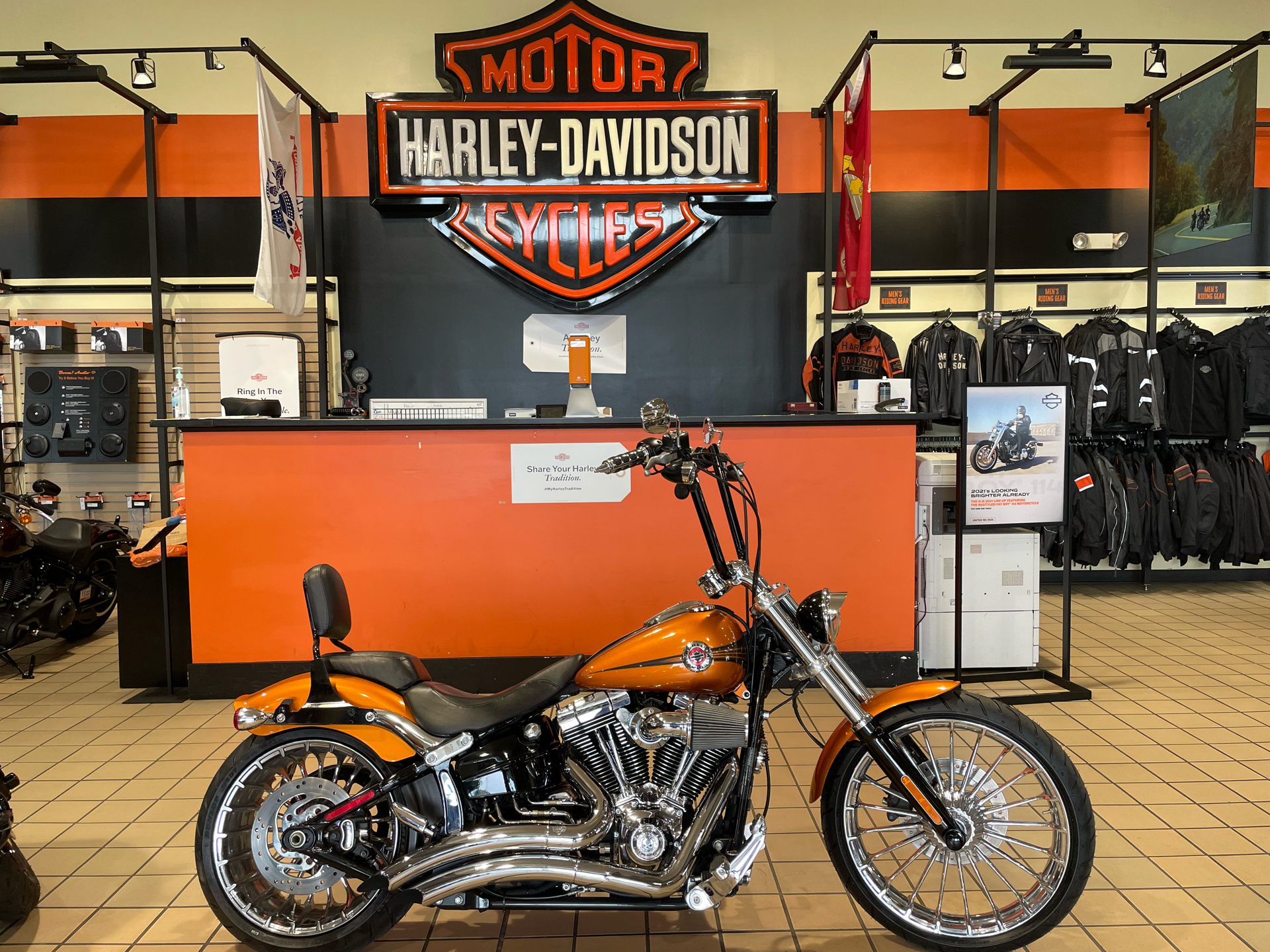 2014 Harley-Davidson Breakout® in Dumfries, Virginia - Photo 1