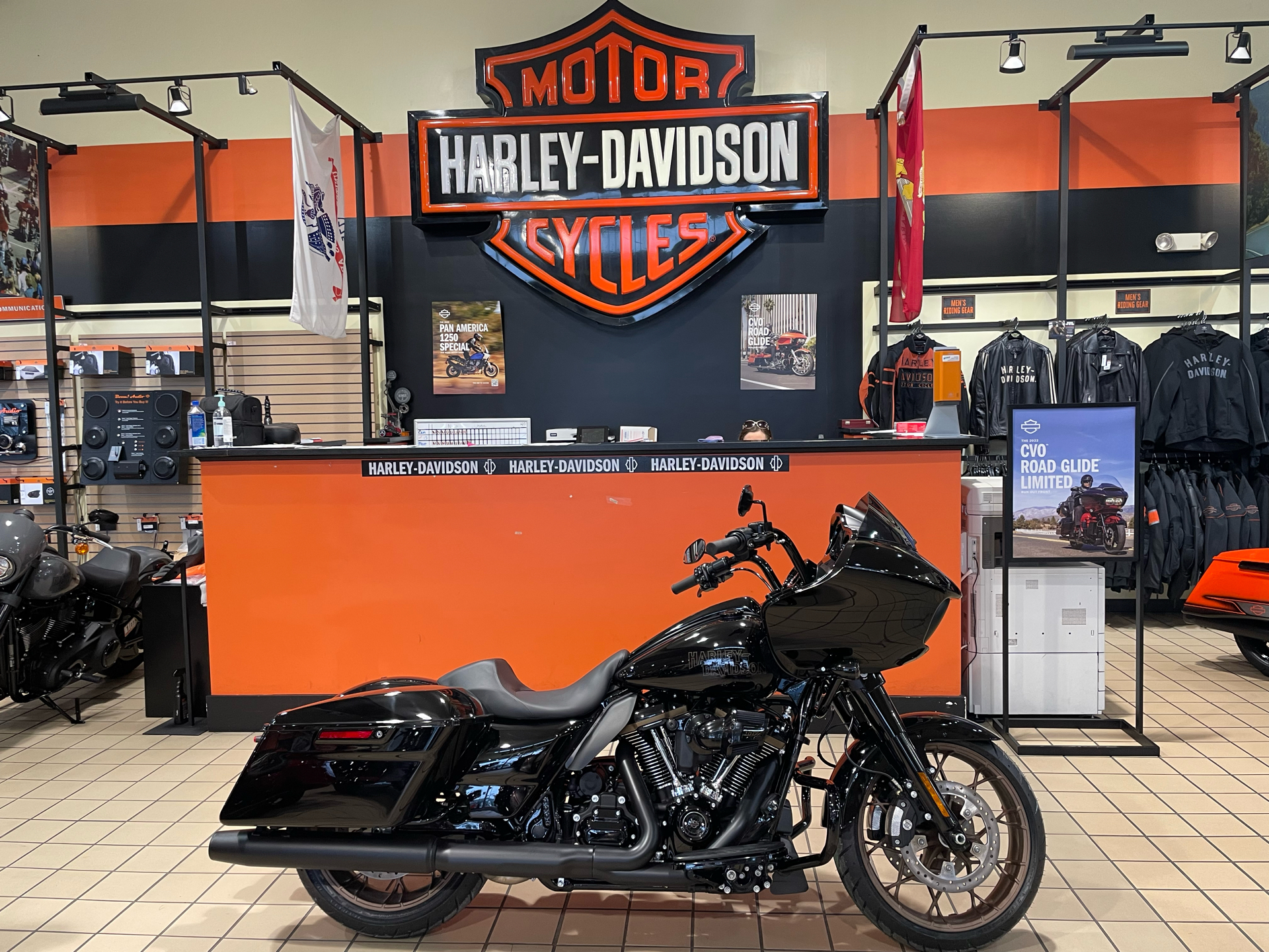 2022 Harley-Davidson Road Glide® ST in Dumfries, Virginia - Photo 1
