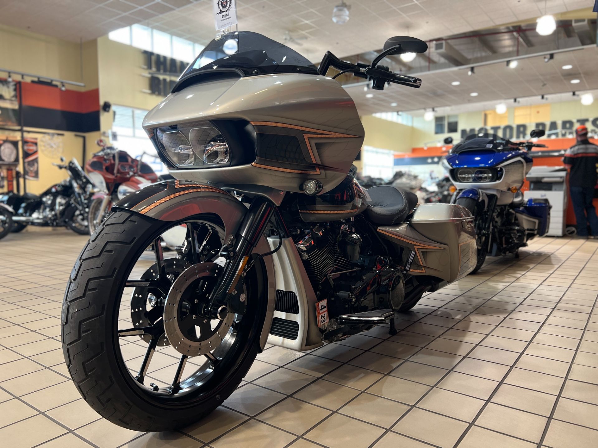2021 Harley-Davidson ROAD GLIDE SPECIAL CUSTOM in Dumfries, Virginia - Photo 10