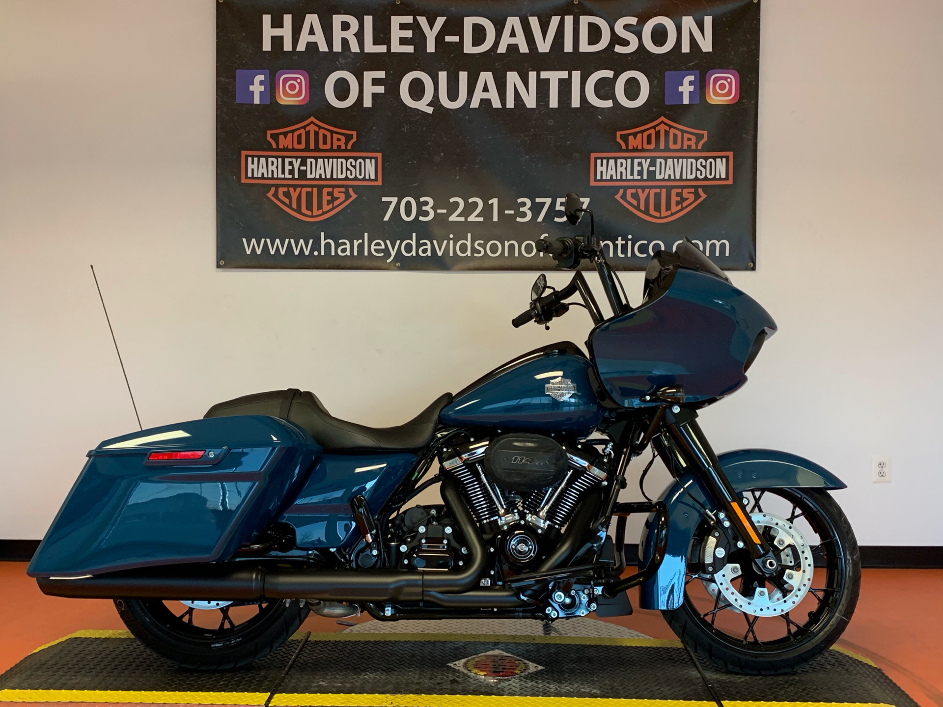 New 21 Harley Davidson Road Glide Special Billiard Teal Black Pearl Option Motorcycles In Dumfries Va