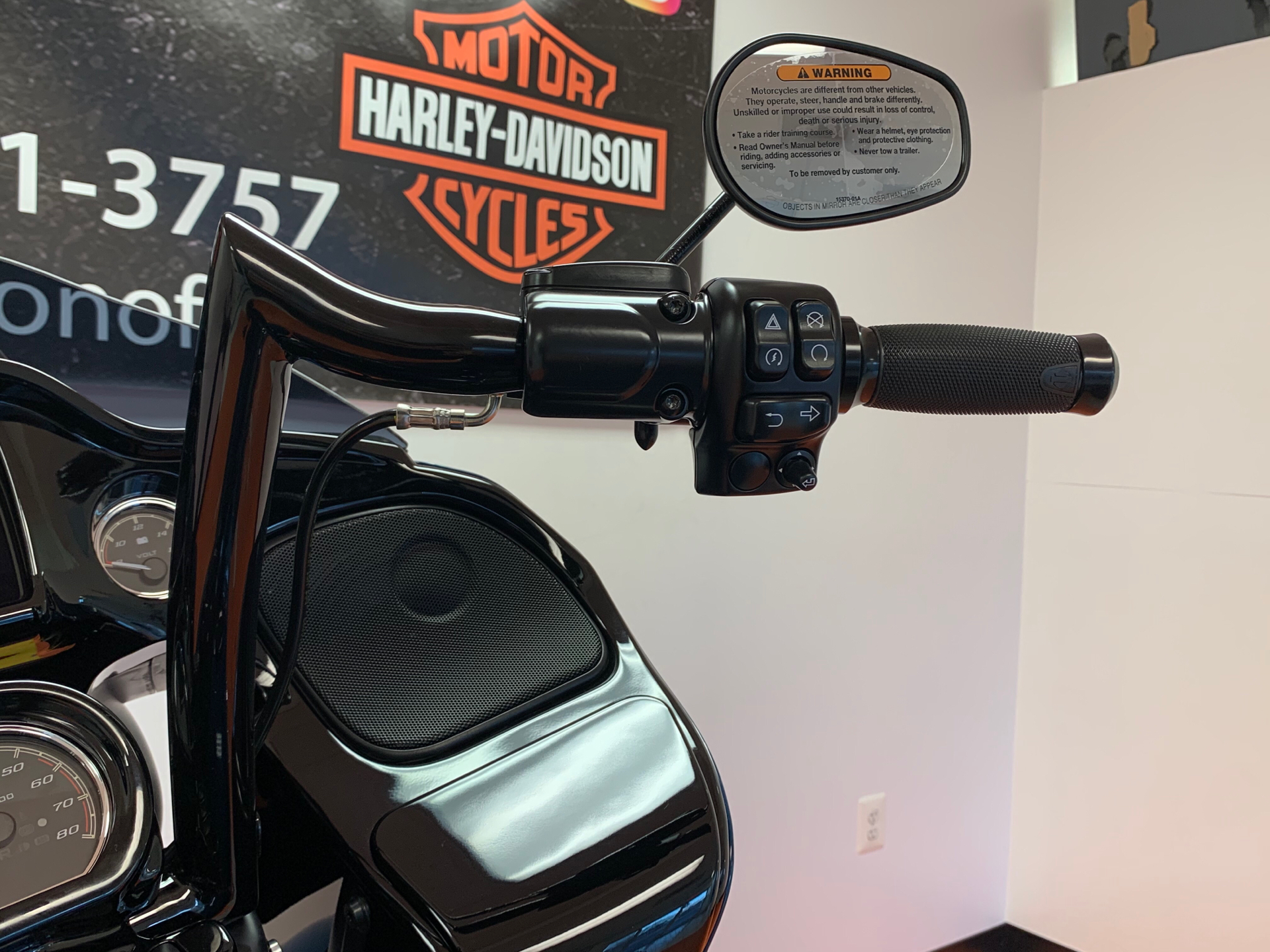 2021 harley davidson street glide accessories