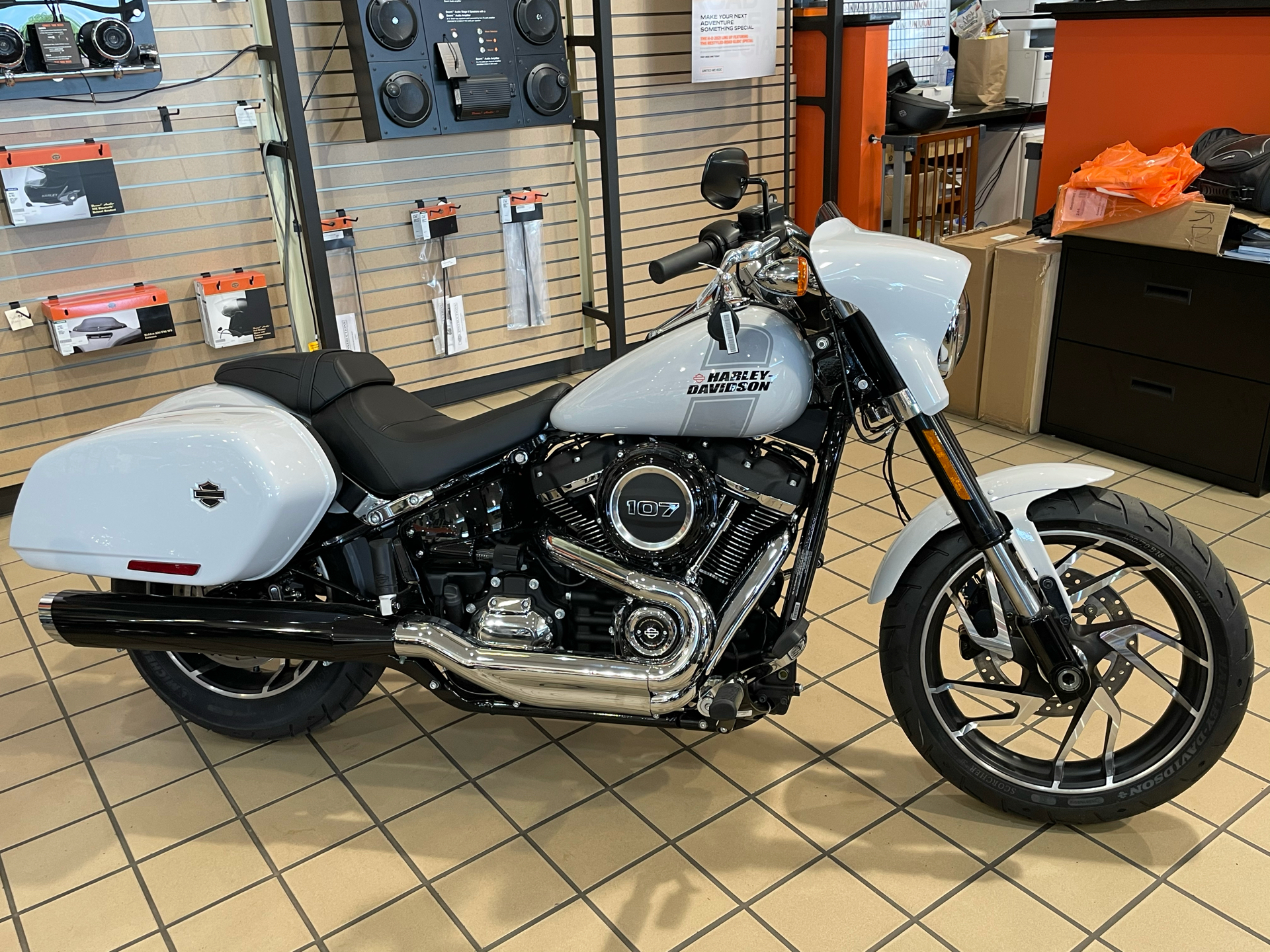 New 2021 Harley Davidson Sport Glide Stonewashed White Pearl Motorcycles In Dumfries Va 039142