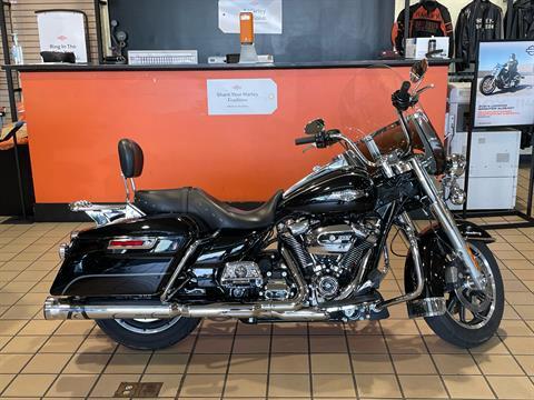 2017 Harley-Davidson Road King® in Dumfries, Virginia - Photo 2