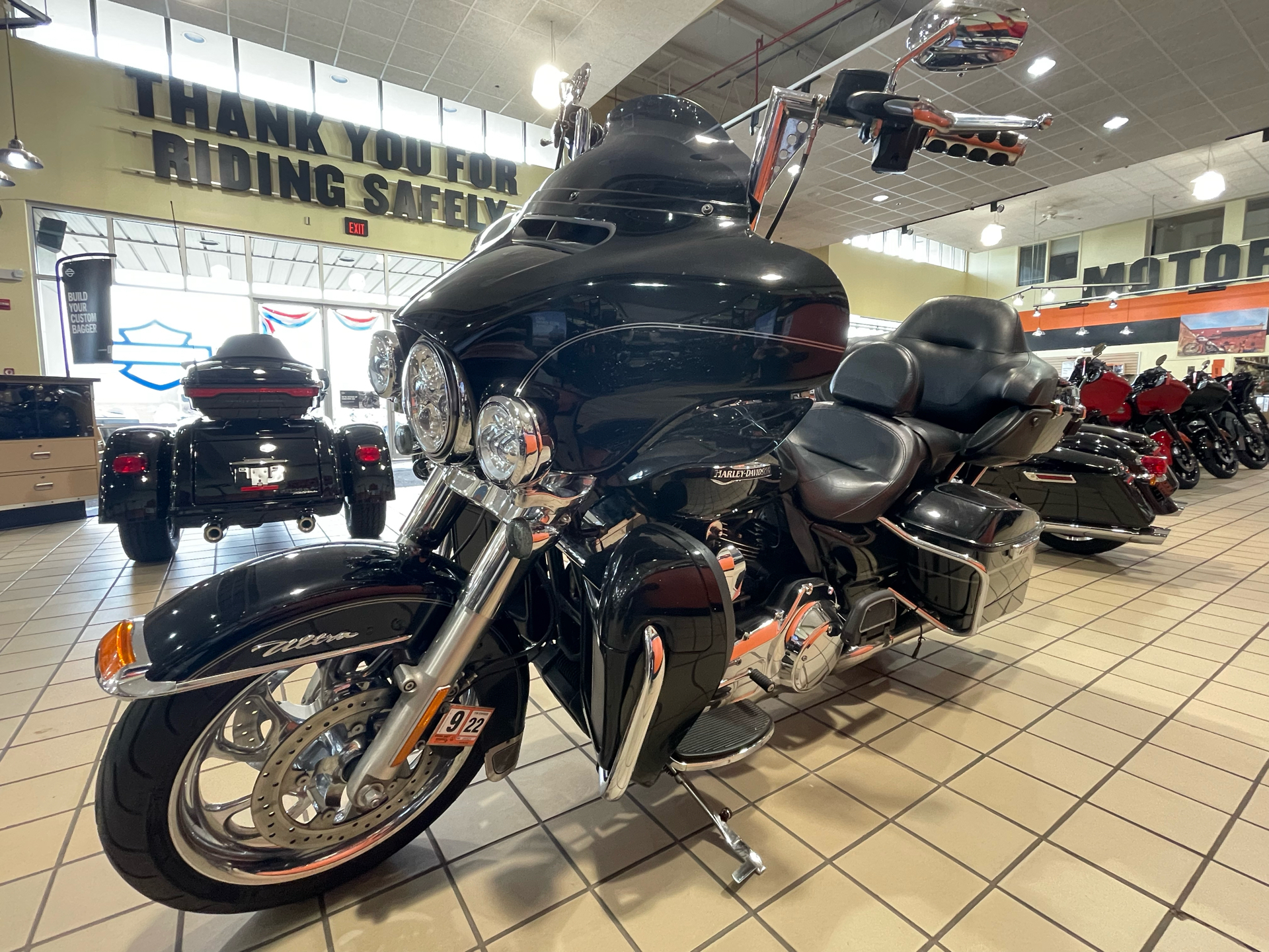 2014 Harley-Davidson Electra Glide® Ultra Classic® in Dumfries, Virginia - Photo 10