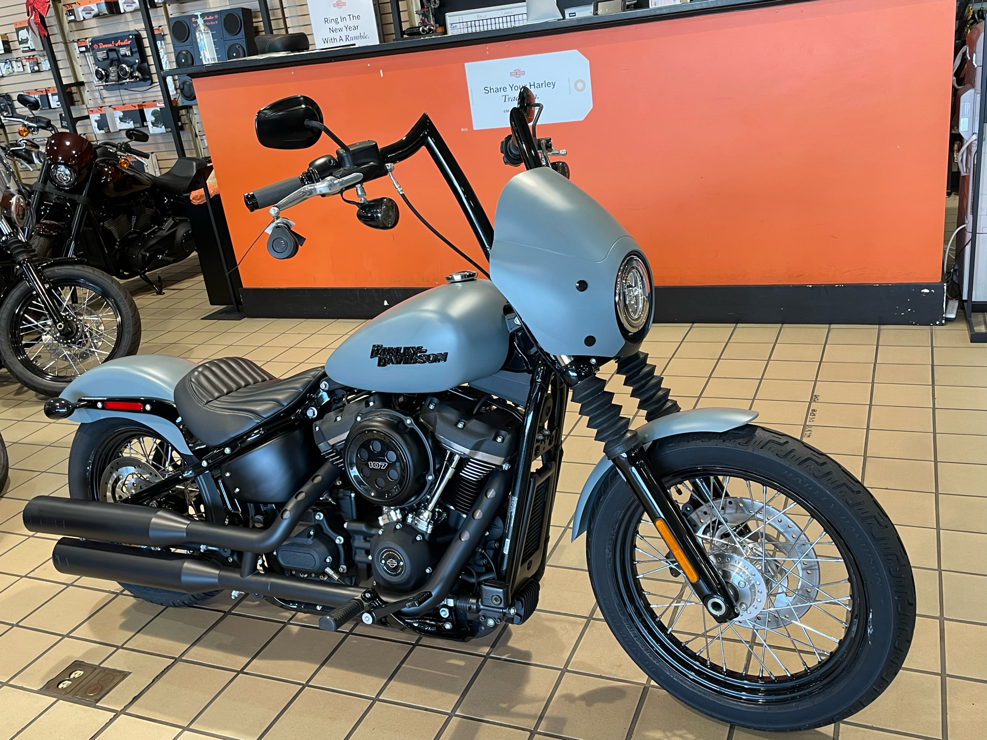 2019 Harley-Davidson Street Bob® in Dumfries, Virginia - Photo 3