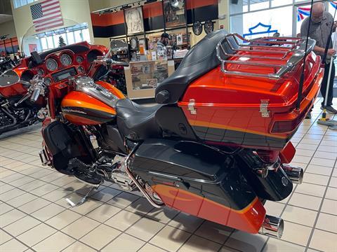 2013 Harley-Davidson CVO™ Ultra Classic® Electra Glide® in Dumfries, Virginia - Photo 9