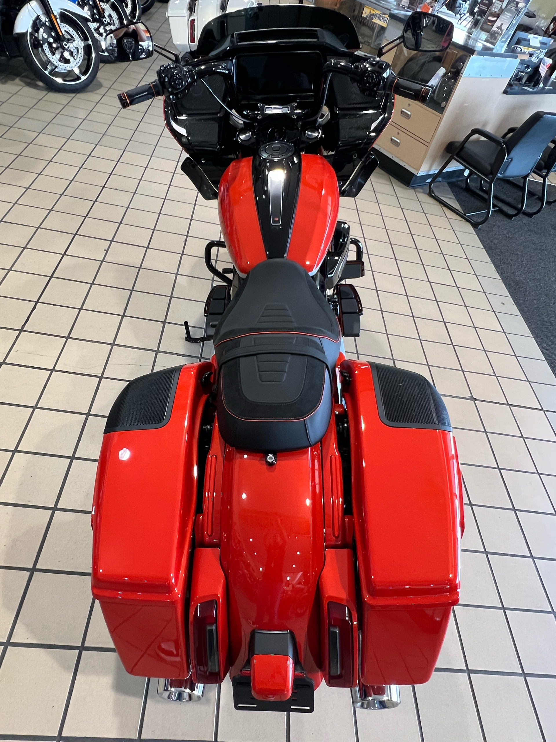 2024 Harley-Davidson CVO™ Road Glide® in Dumfries, Virginia - Photo 21