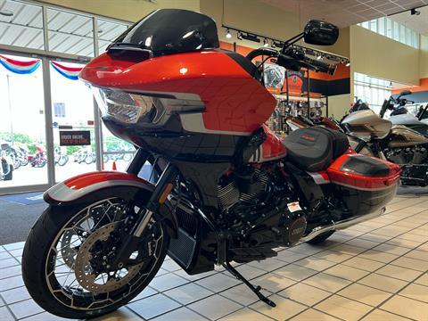 2024 Harley-Davidson CVO™ Road Glide® in Dumfries, Virginia - Photo 25
