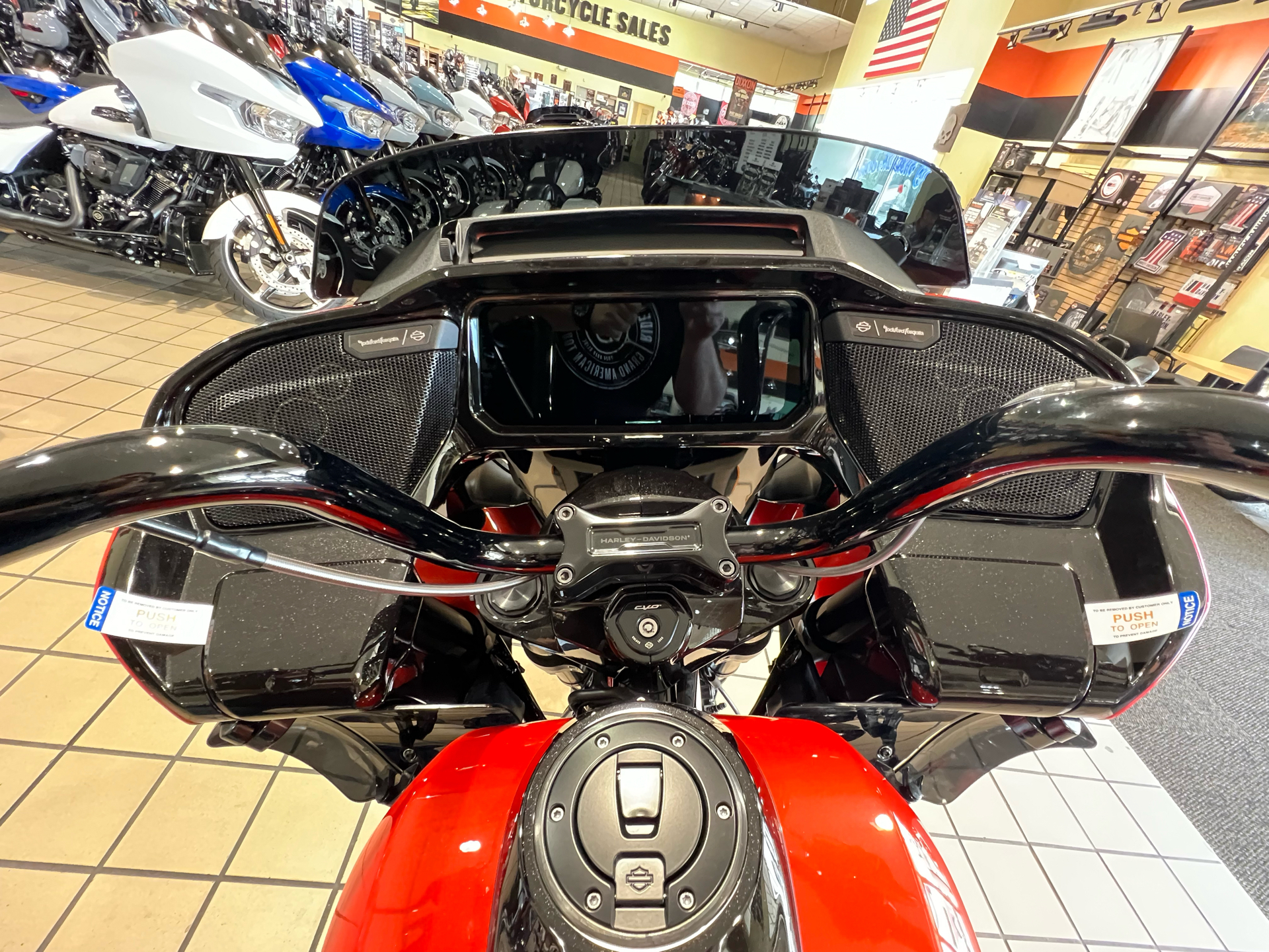 2024 Harley-Davidson CVO™ Road Glide® in Dumfries, Virginia - Photo 59