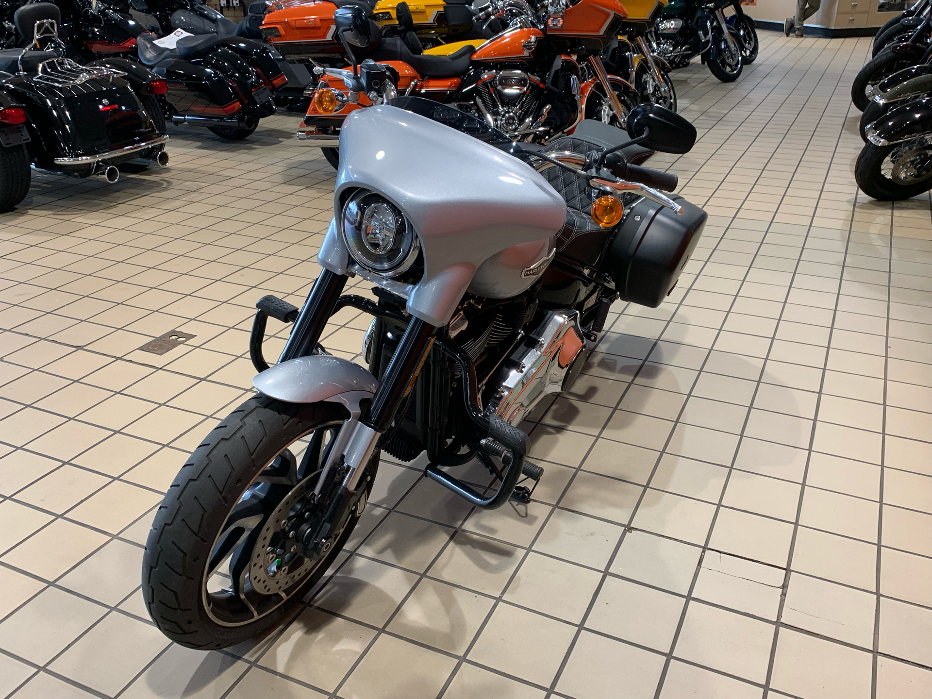 2019 Harley-Davidson SPORT GLIDE in Dumfries, Virginia - Photo 5