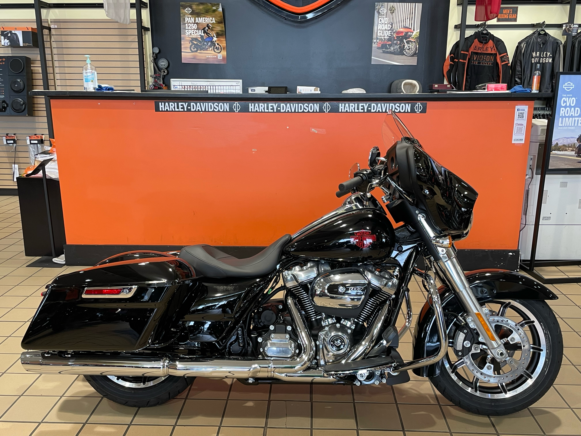 2022 Harley-Davidson Electra Glide® Standard in Dumfries, Virginia - Photo 2