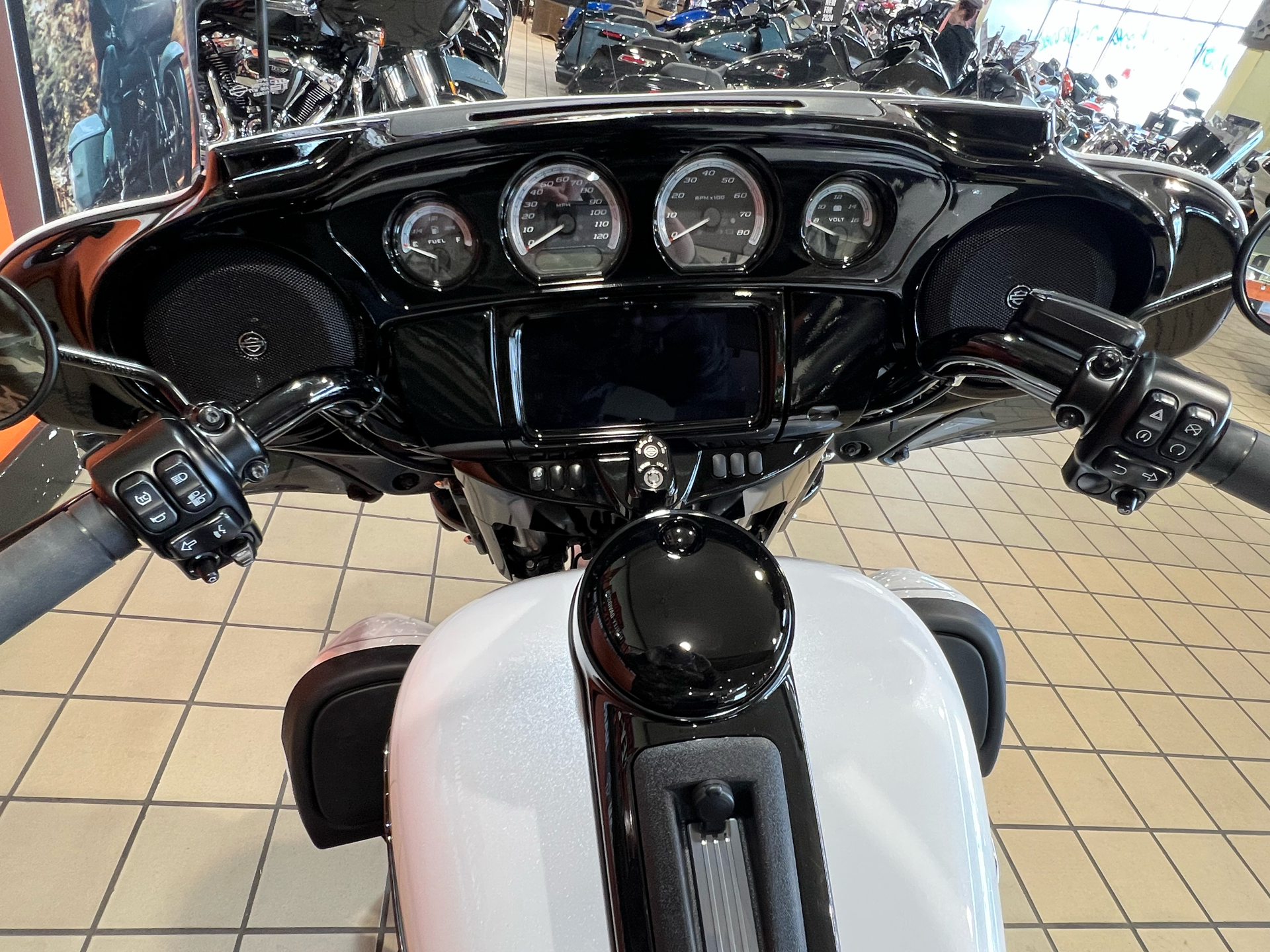 2024 Harley-Davidson Ultra Limited in Dumfries, Virginia - Photo 23