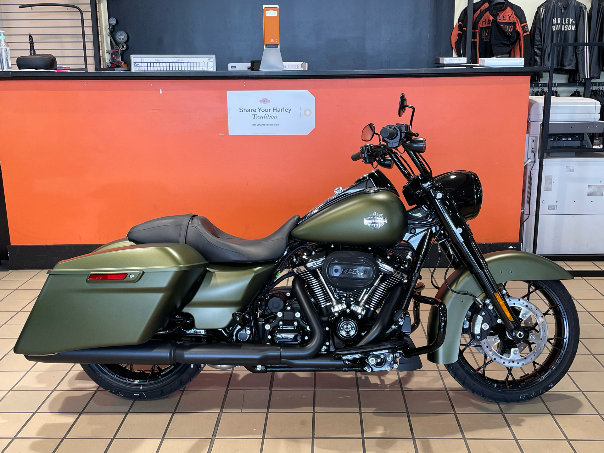 2022 Harley-Davidson Road King® Special in Dumfries, Virginia - Photo 2