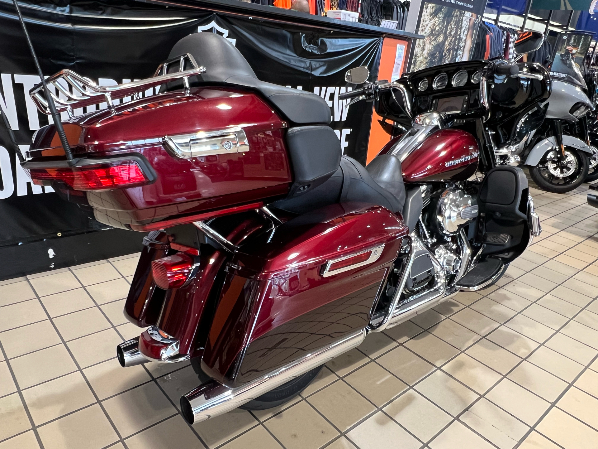 2015 Harley-Davidson Electra Glide® Ultra Classic® in Dumfries, Virginia - Photo 26