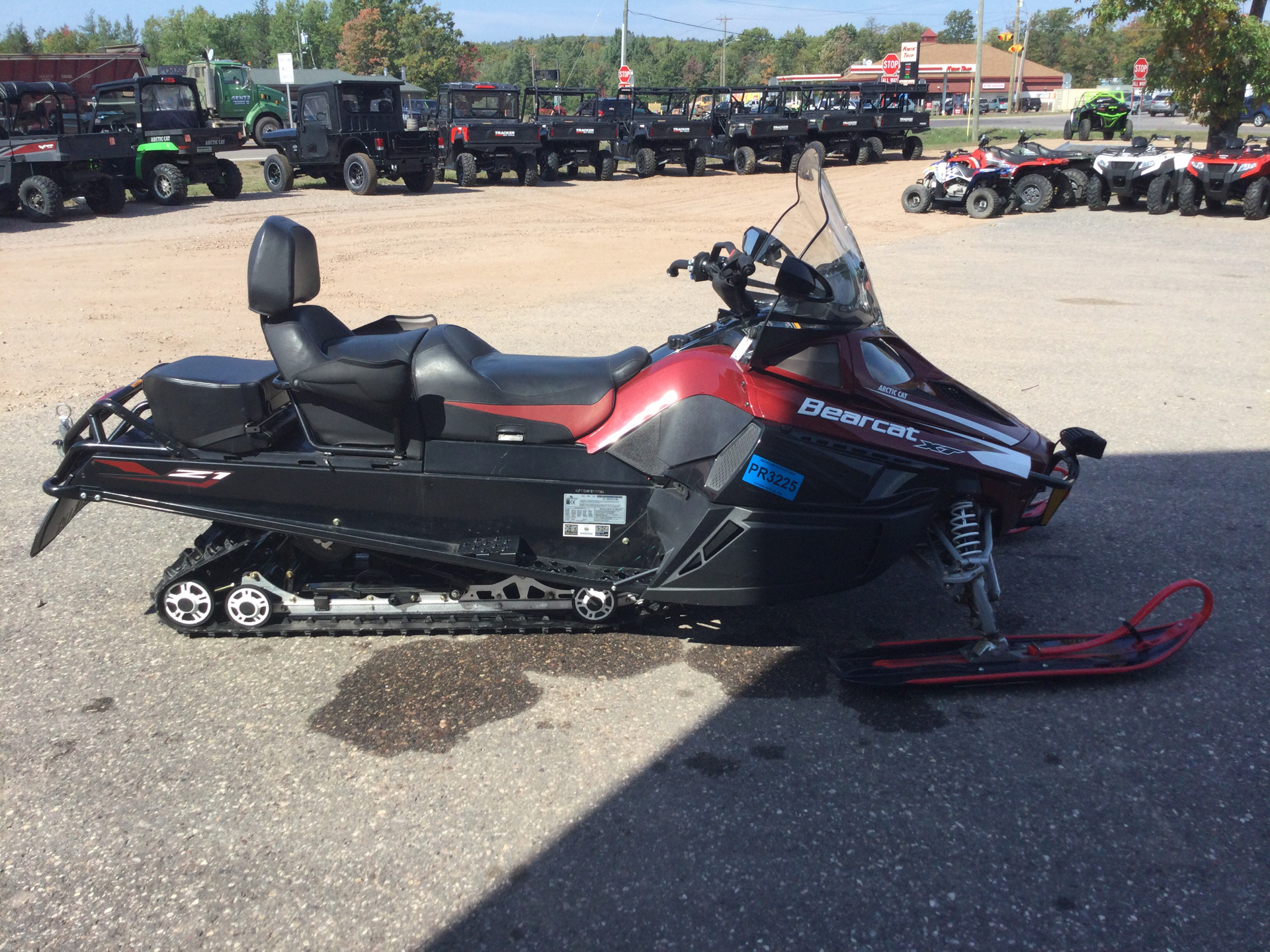 2011 Arctic Cat Bearcat® Z1™ XT Limited in Marquette, Michigan - Photo 4