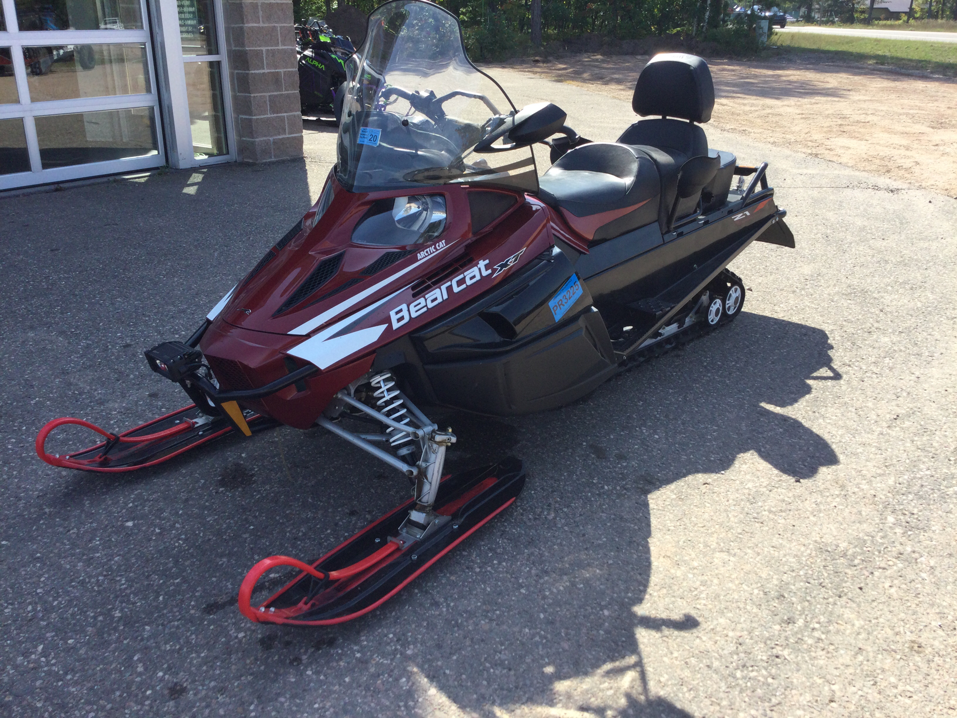 2011 Arctic Cat Bearcat® Z1™ XT Limited in Marquette, Michigan - Photo 7