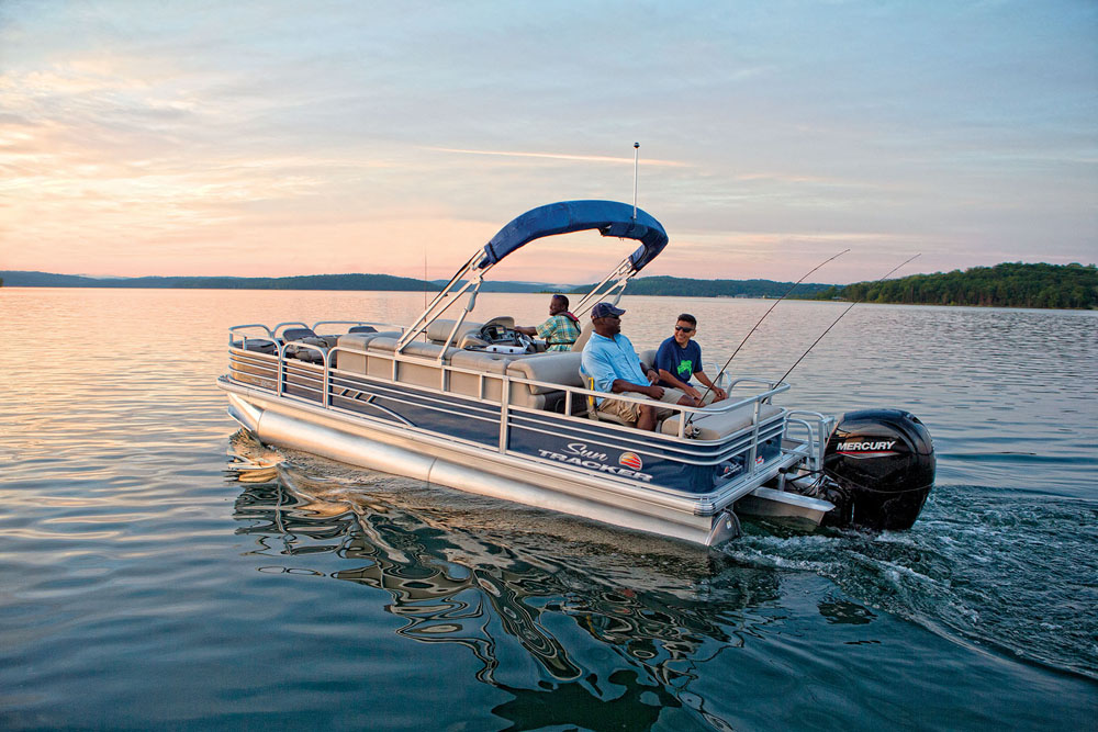 2023 Sun Tracker Fishin' Barge 22 DLX in Marquette, Michigan - Photo 9