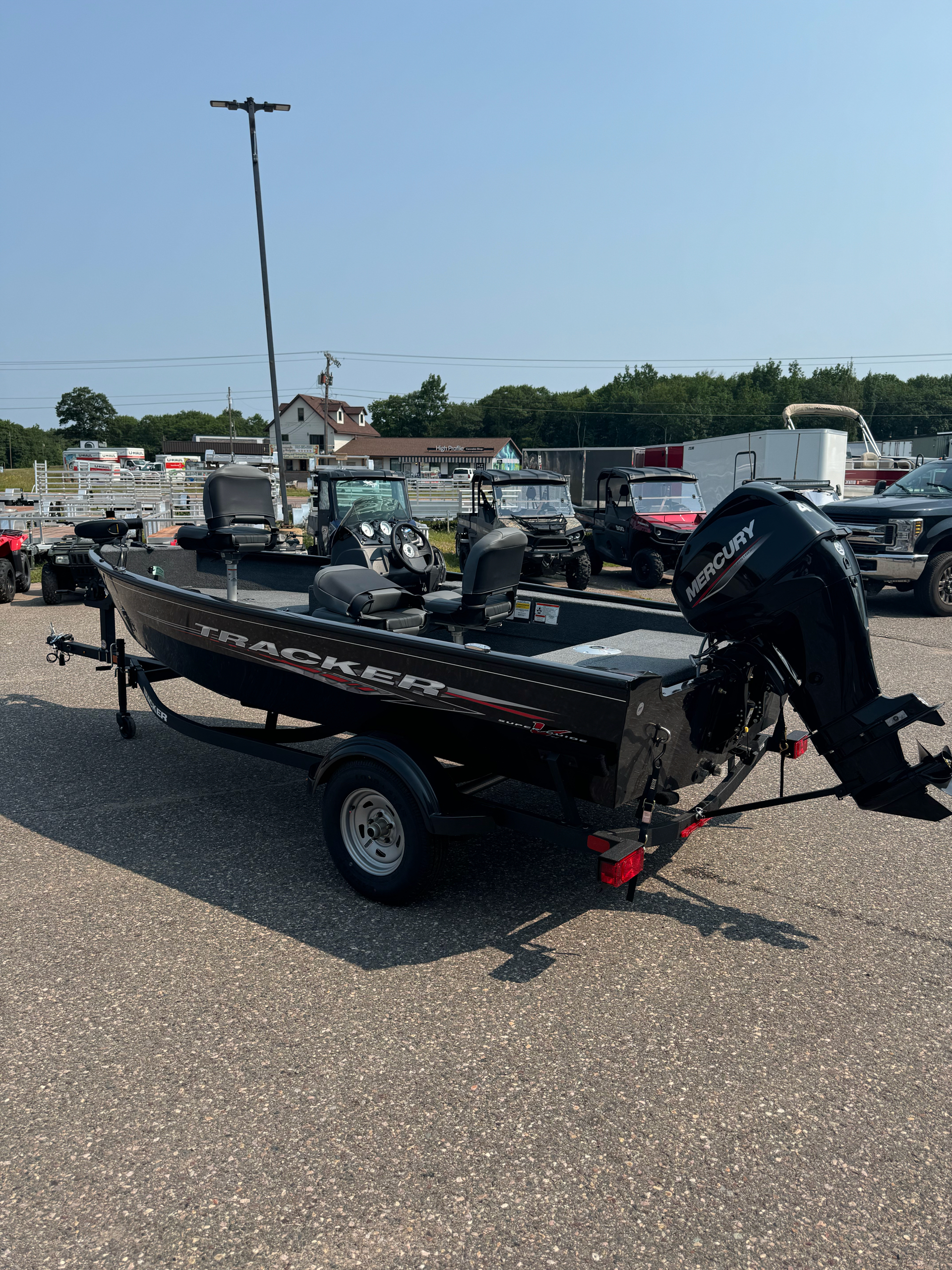 2024 Tracker Super Guide V-16 SC in Marquette, Michigan - Photo 5