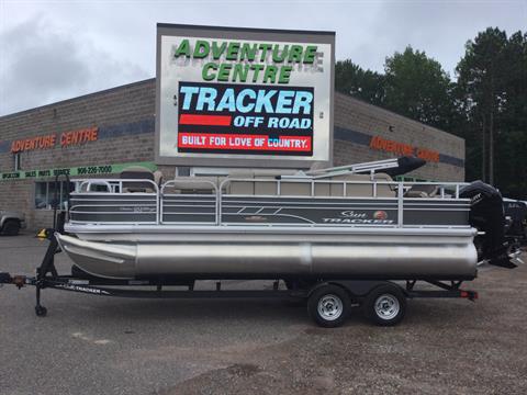 2023 Sun Tracker Fishin' Barge 20 DLX in Marquette, Michigan