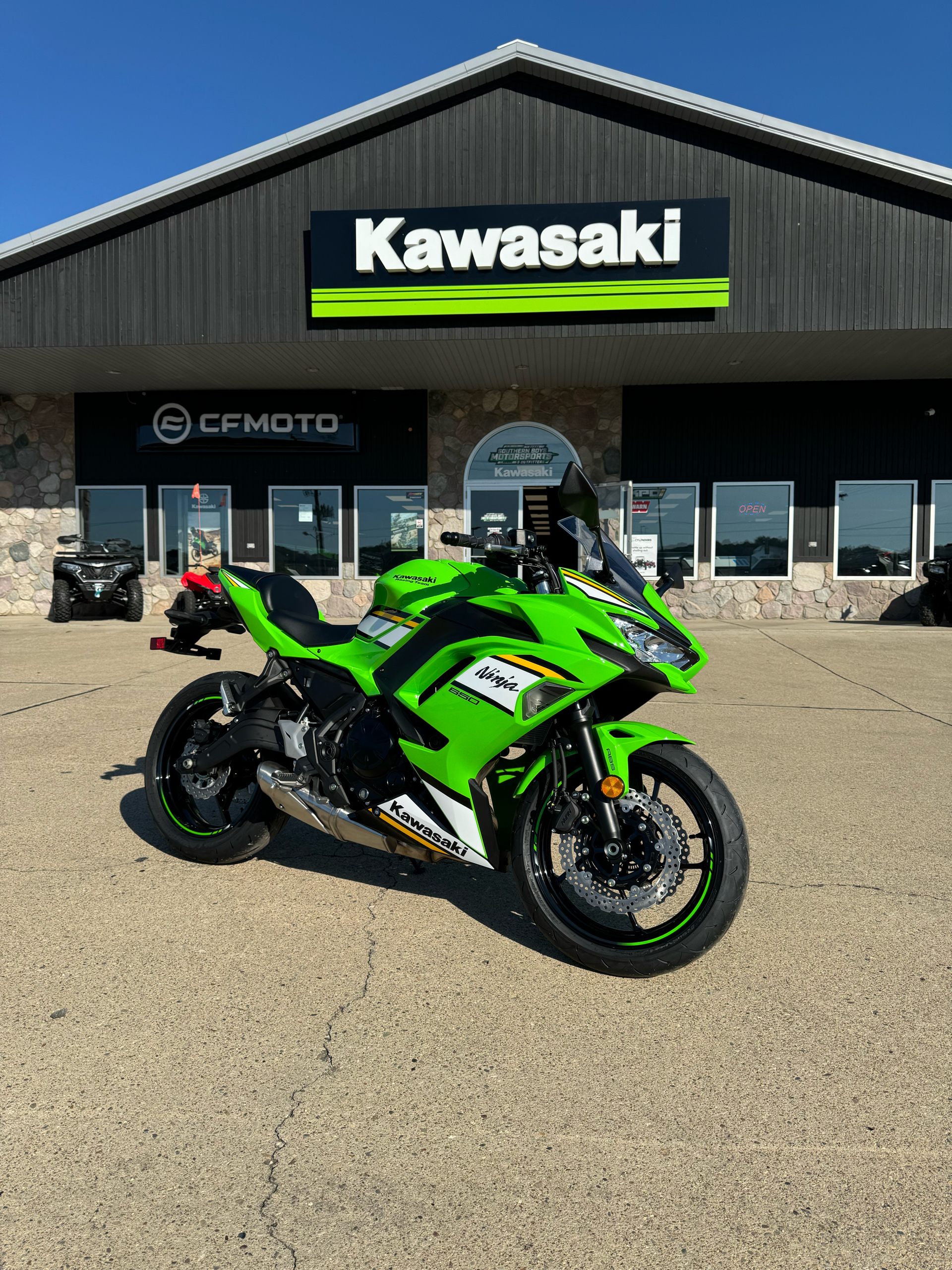 2025 Kawasaki Ninja 650 KRT Edition ABS in Gallipolis, Ohio - Photo 1