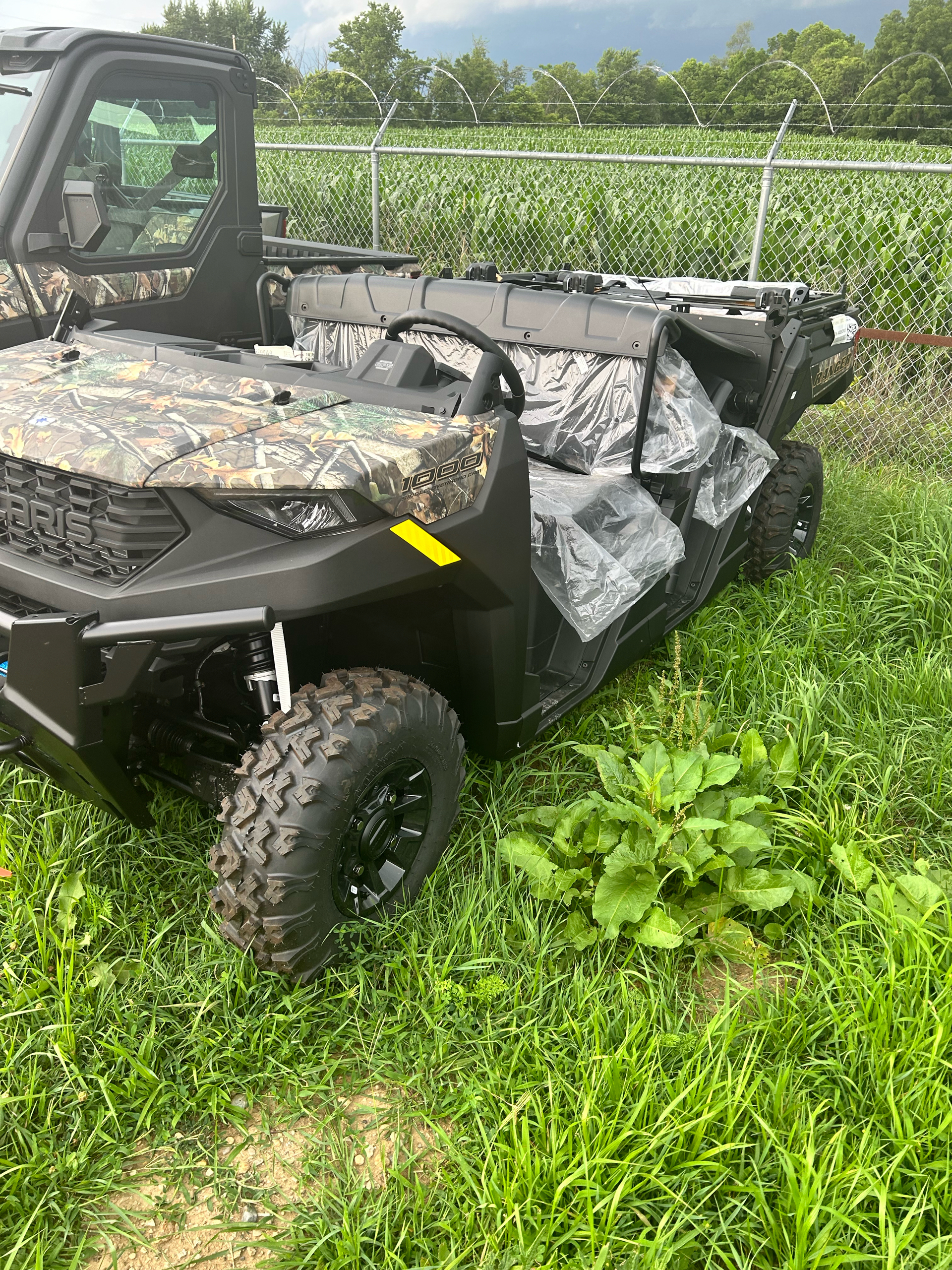 2025 Polaris Ranger Crew 1000 Premium in Pierceton, Indiana - Photo 2