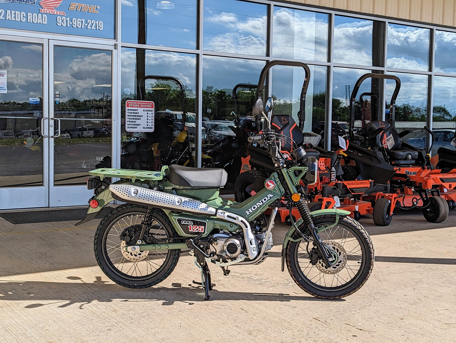 2023 Honda Trail125 in Winchester, Tennessee - Photo 2